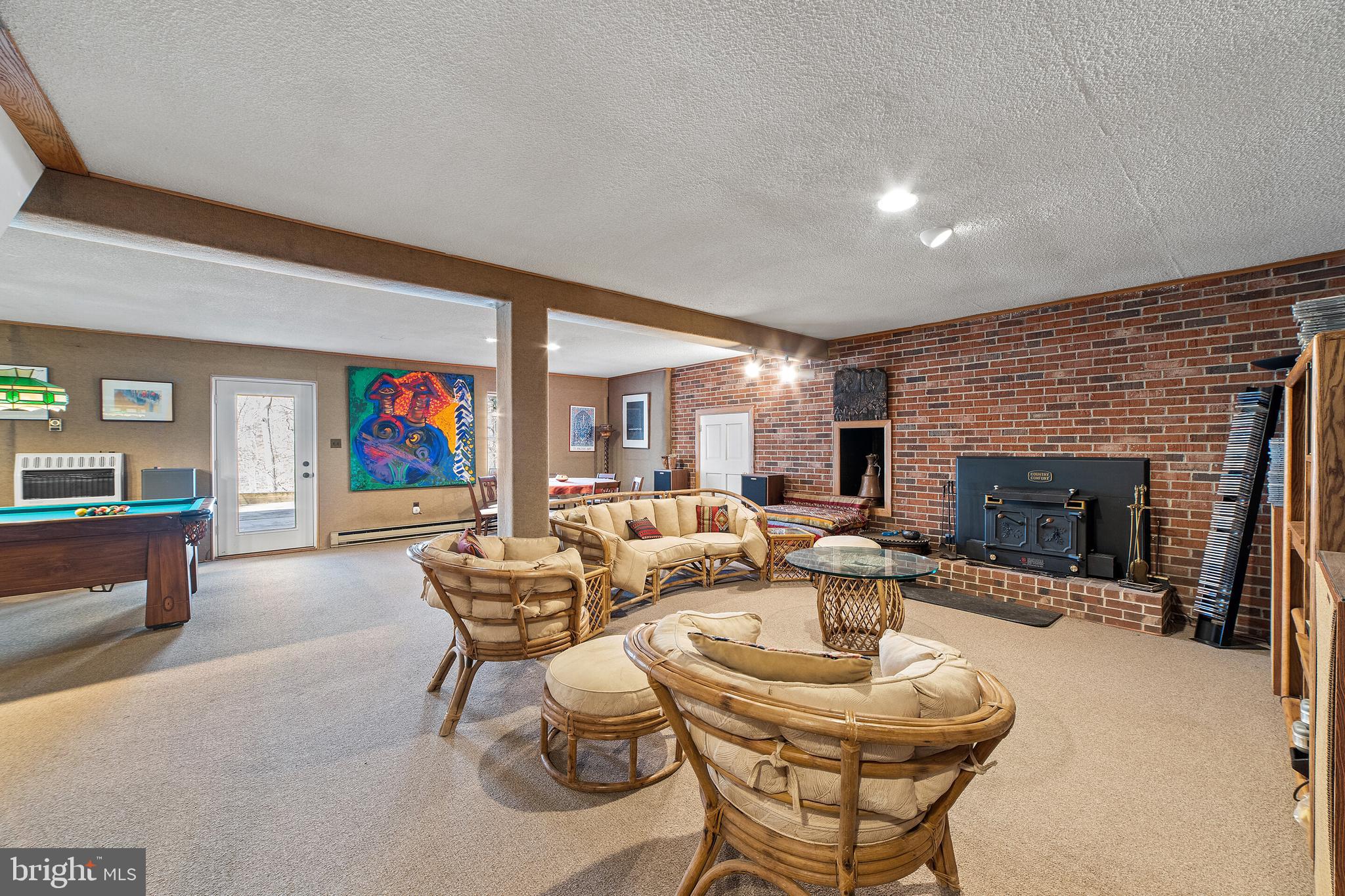 IVAKOTA FARM - Residential