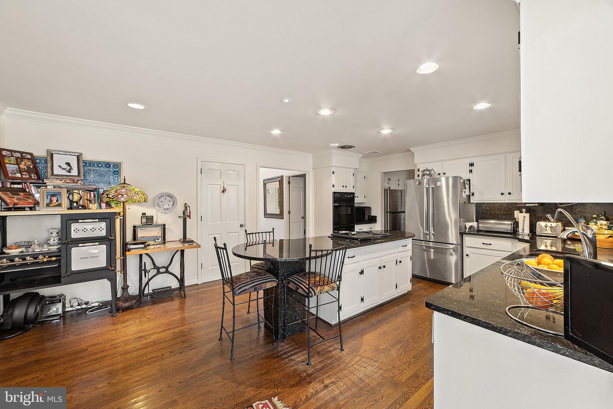 IVAKOTA FARM - Residential