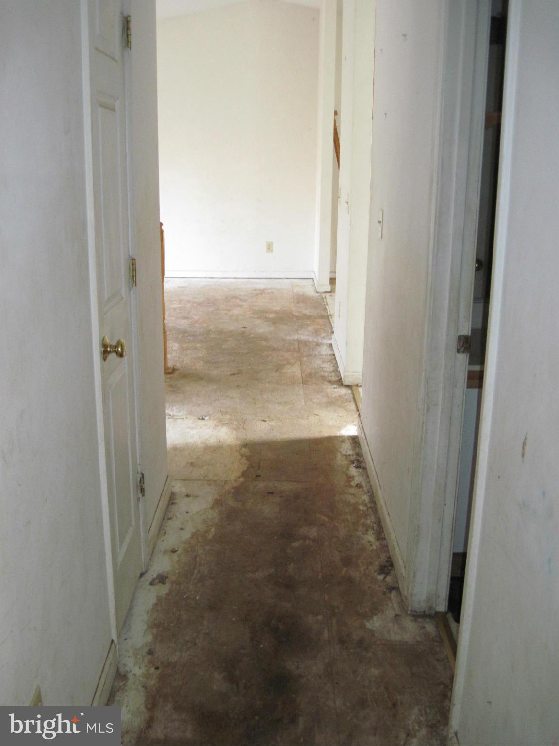 RIVERBEND ESTATES - Residential