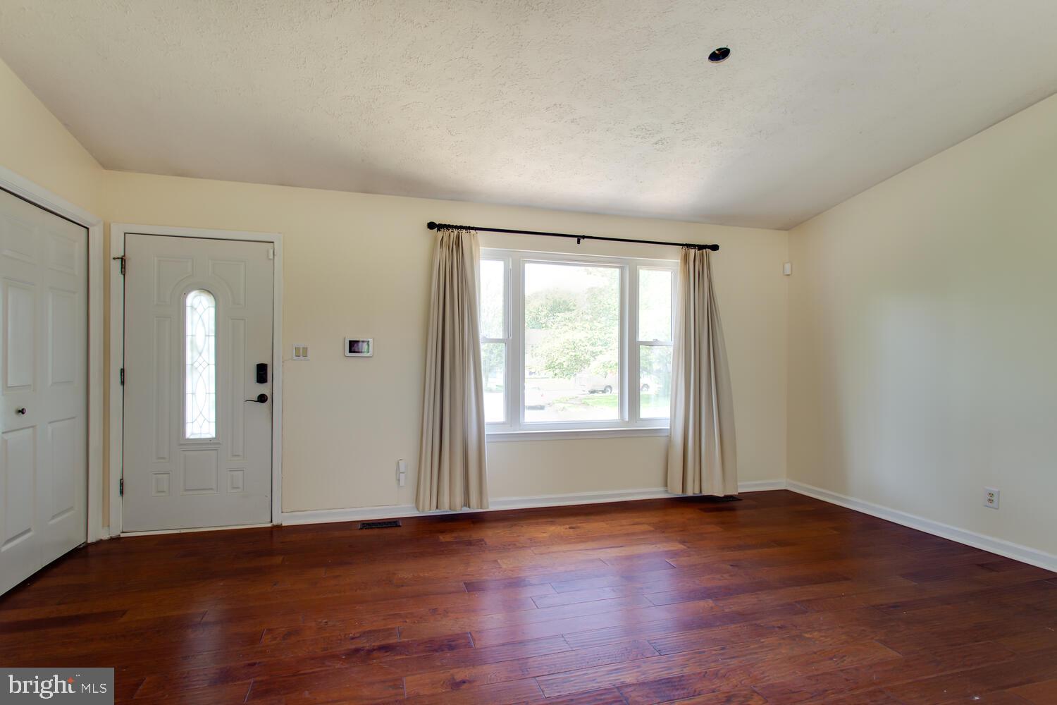 HEARDS ESTATES - Residential Lease