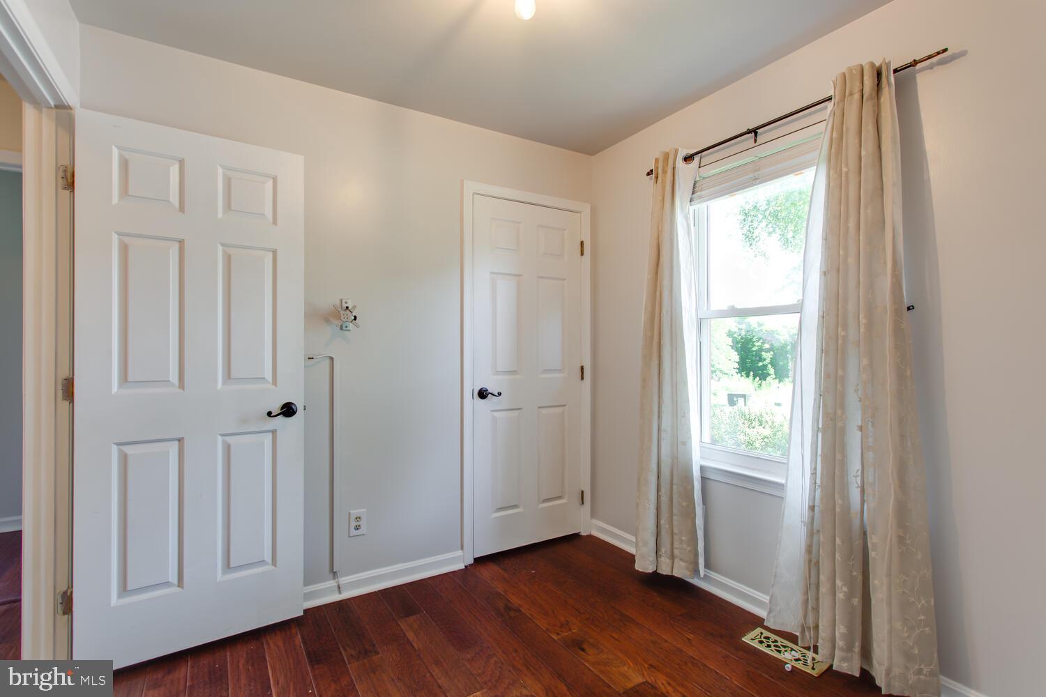 HEARDS ESTATES - Residential Lease