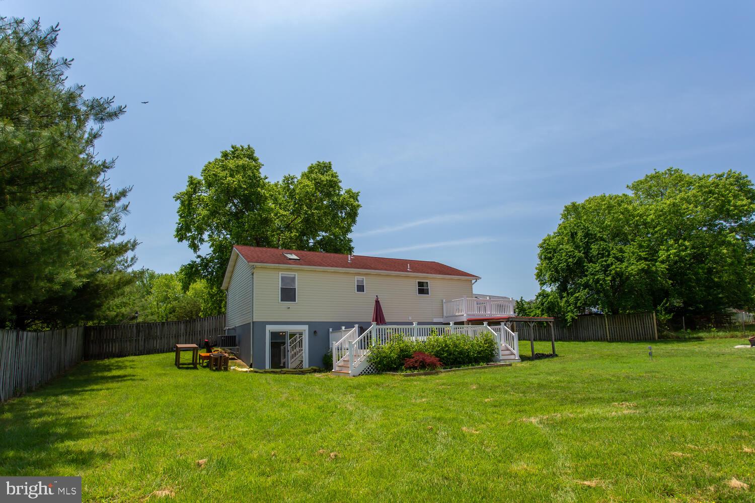 HEARDS ESTATES - Residential Lease