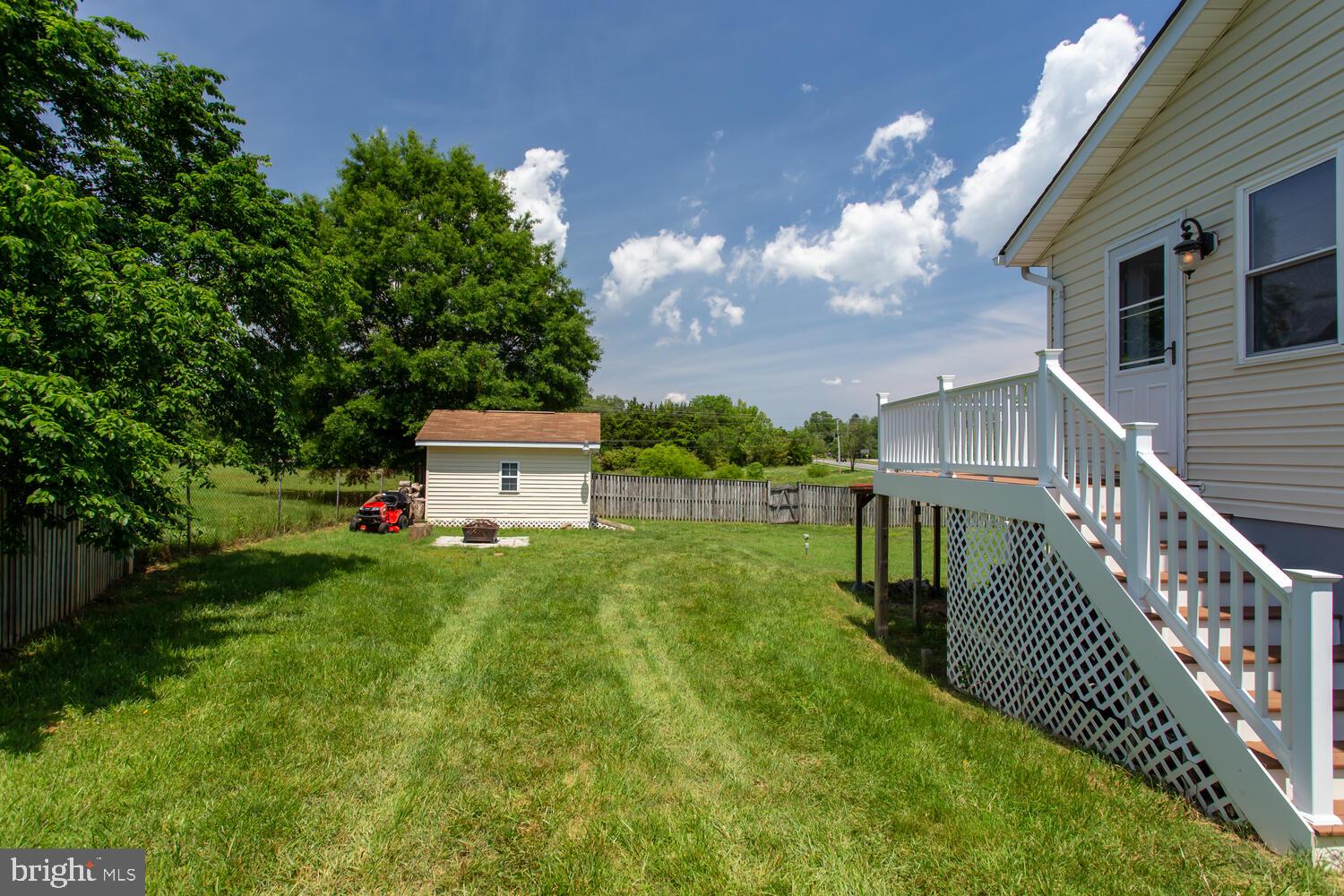 HEARDS ESTATES - Residential Lease