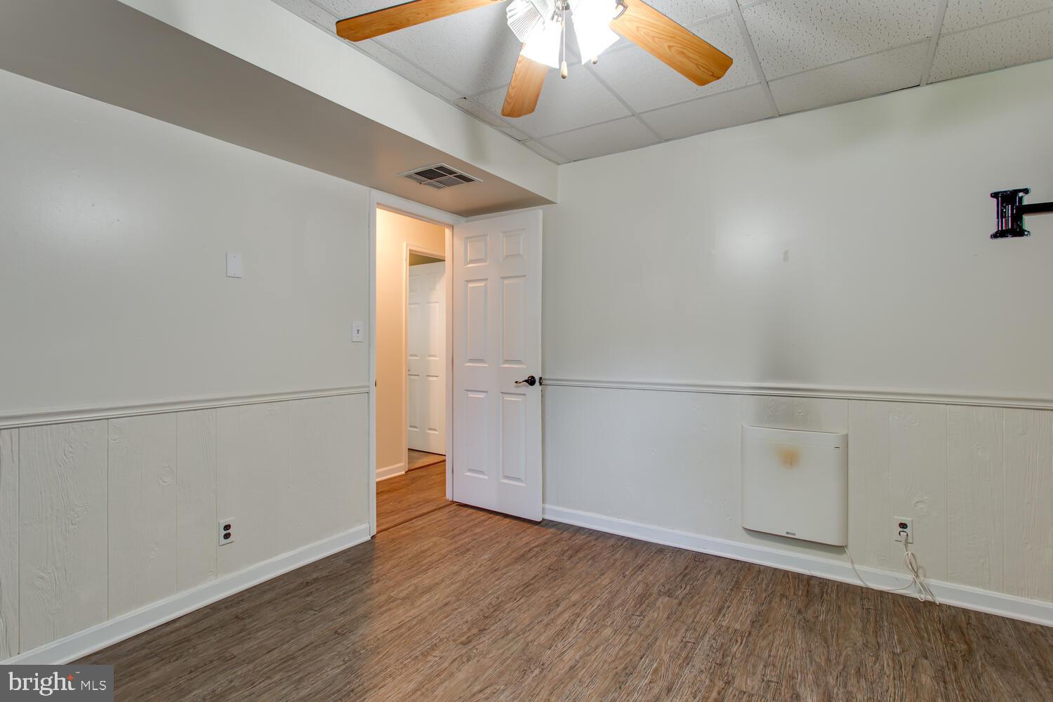 HEARDS ESTATES - Residential Lease