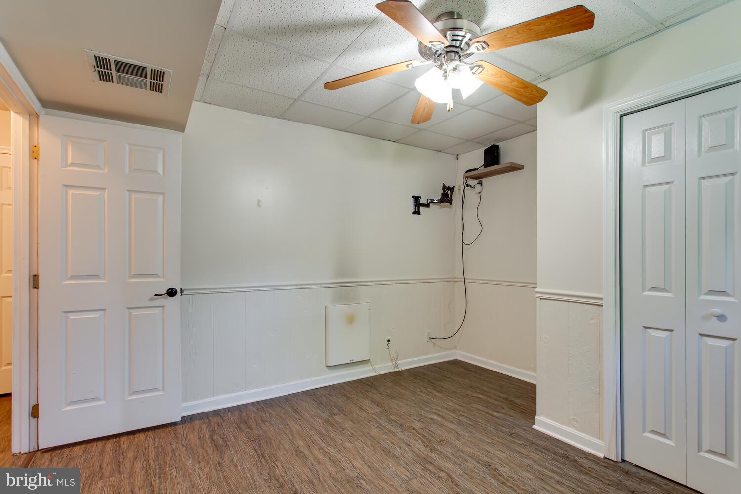 HEARDS ESTATES - Residential Lease