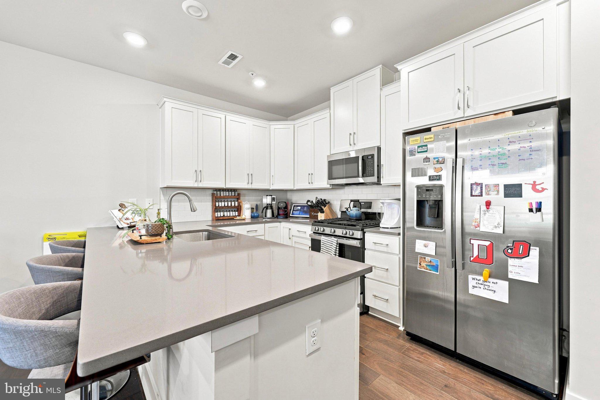 4818 FRANKLIN CIRCLE