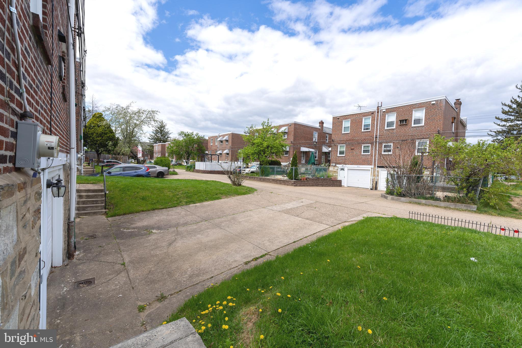 RHAWNHURST - Residential