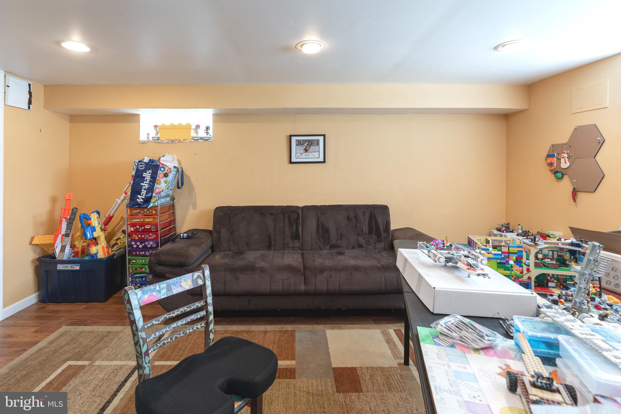 RHAWNHURST - Residential