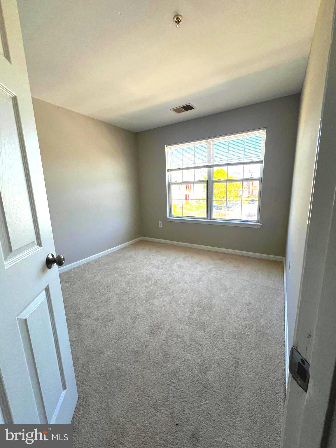 SUMMIT CREEK - Residential