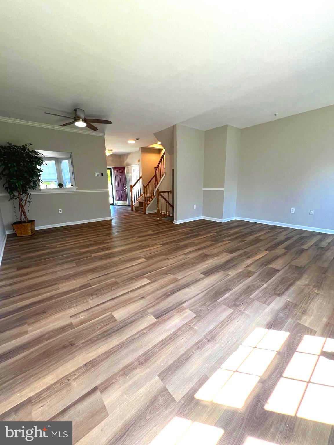 SUMMIT CREEK - Residential