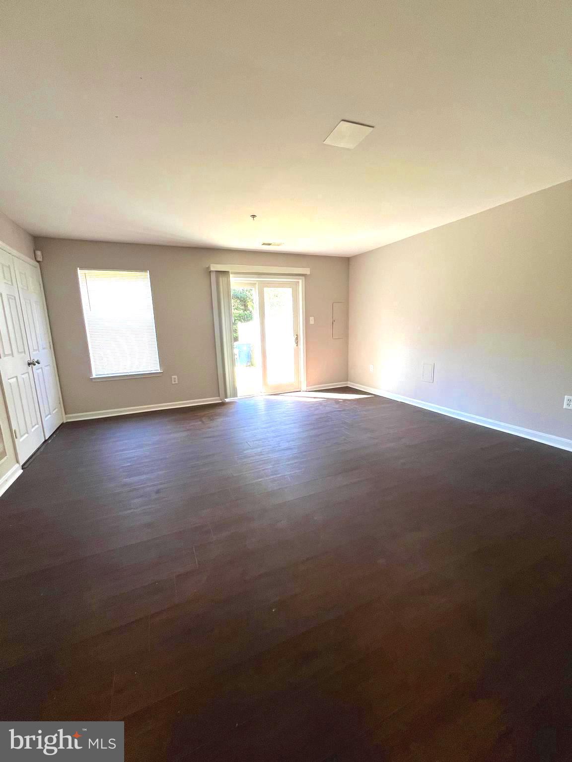 SUMMIT CREEK - Residential