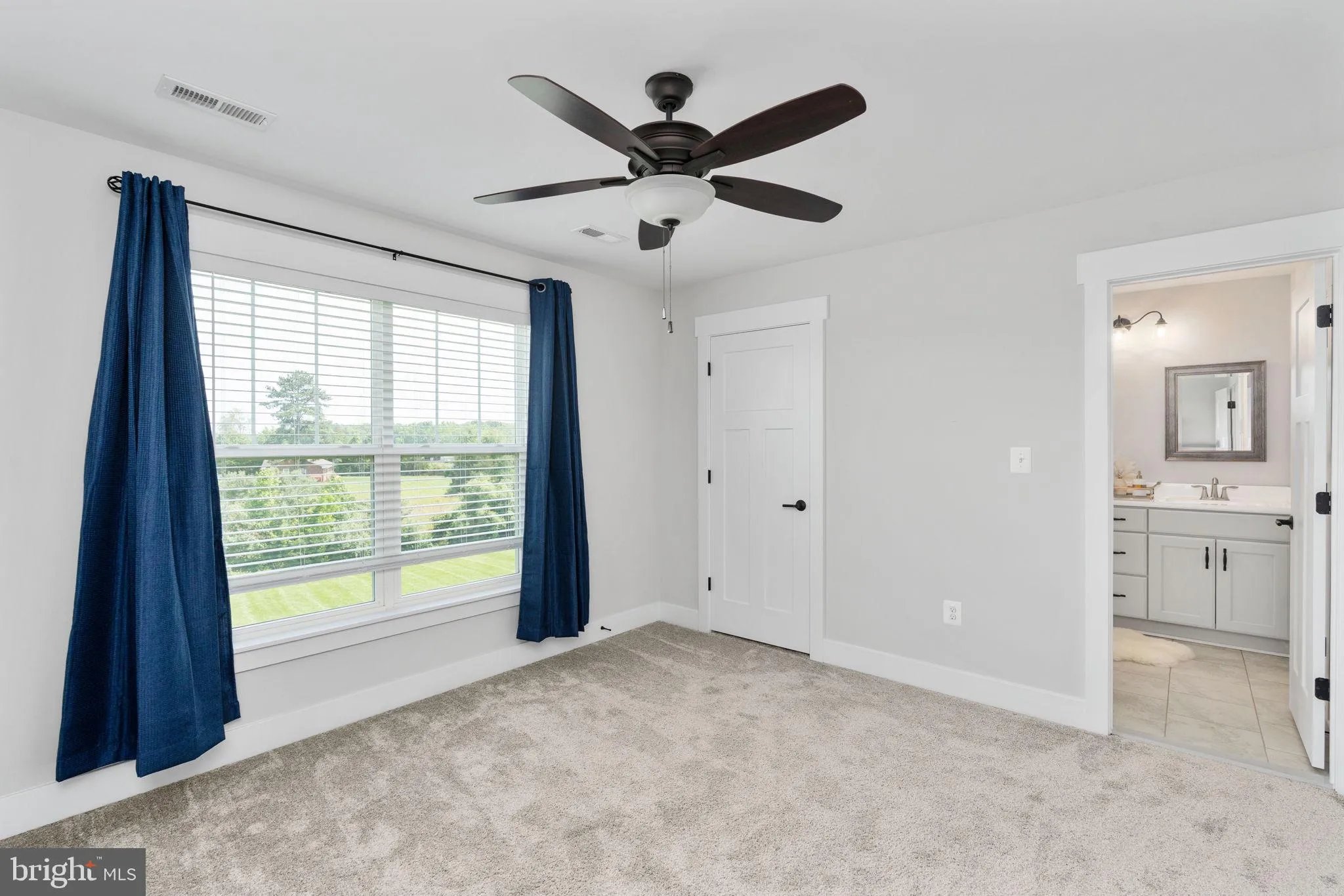 Fredericksburg, Virginia 22406, United States, 5 Bedrooms Bedrooms, ,5 BathroomsBathrooms,Residential,Active,151071