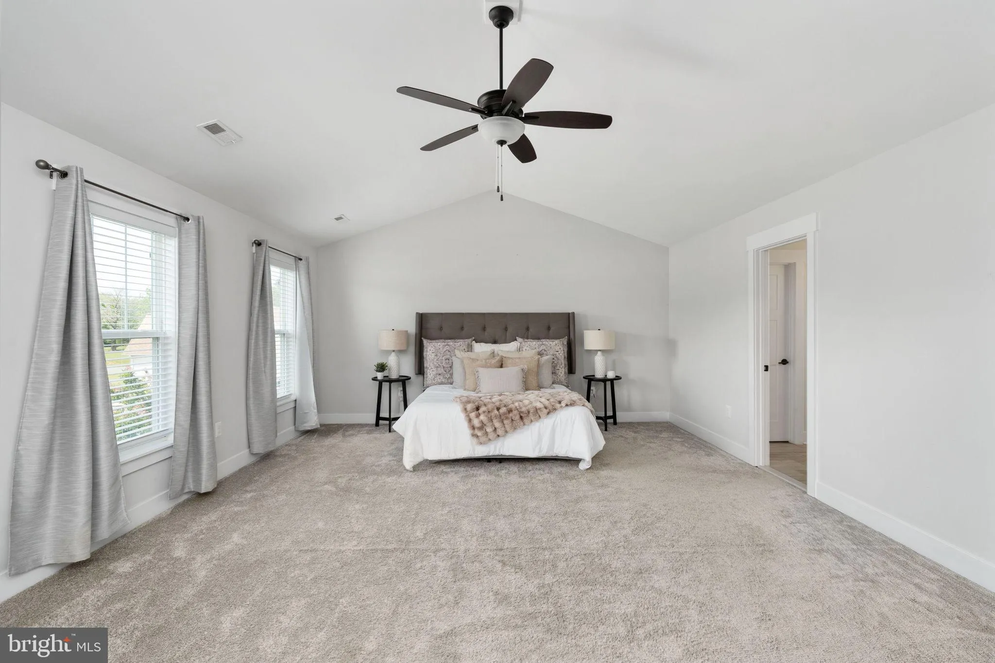 Fredericksburg, Virginia 22406, United States, 5 Bedrooms Bedrooms, ,5 BathroomsBathrooms,Residential,Active,151071