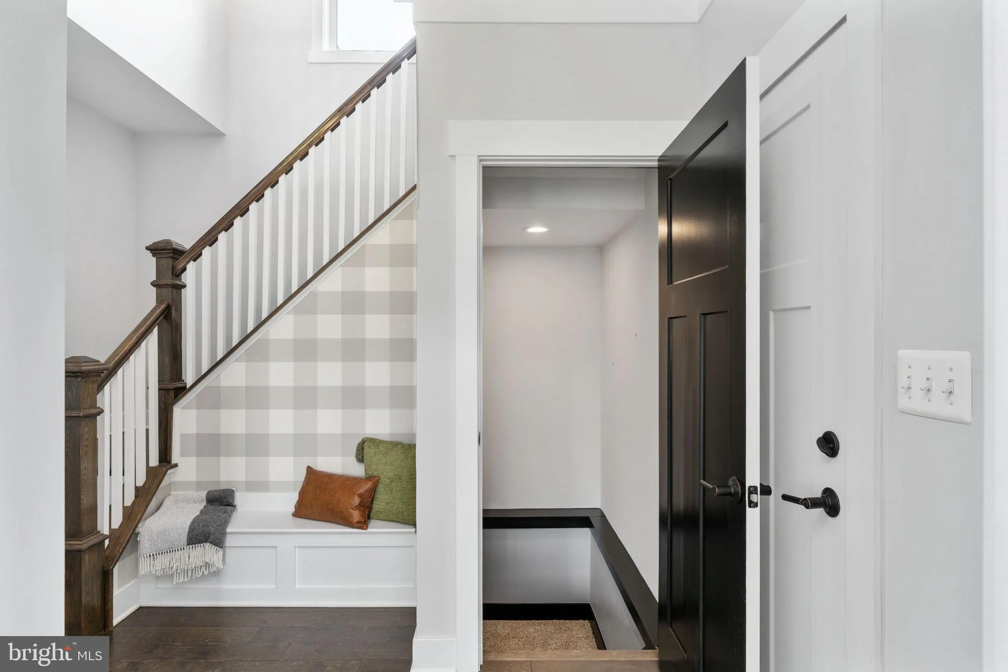 Fredericksburg, Virginia 22406, United States, 5 Bedrooms Bedrooms, ,5 BathroomsBathrooms,Residential,Active,151071