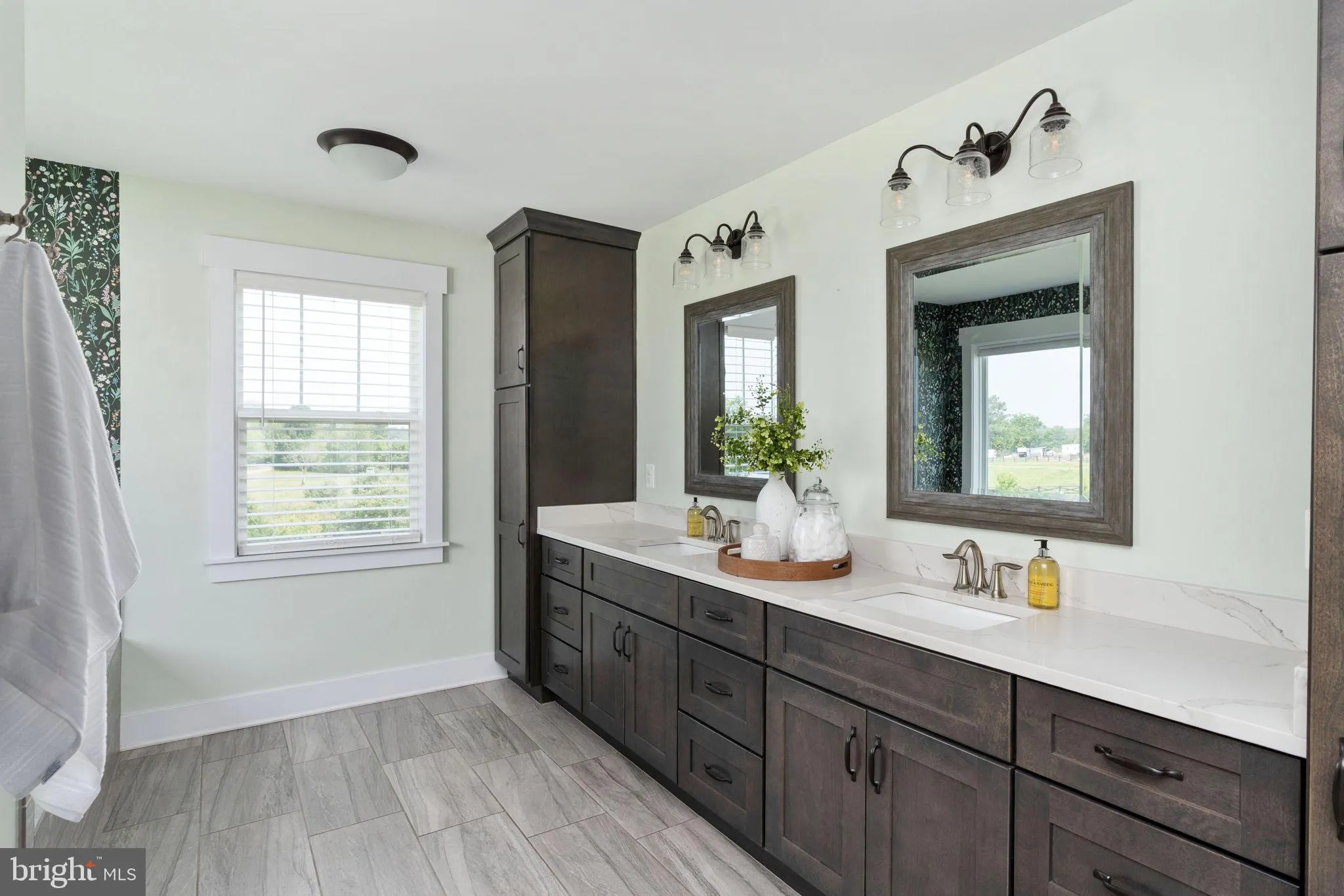 Fredericksburg, Virginia 22406, United States, 5 Bedrooms Bedrooms, ,5 BathroomsBathrooms,Residential,Active,151071