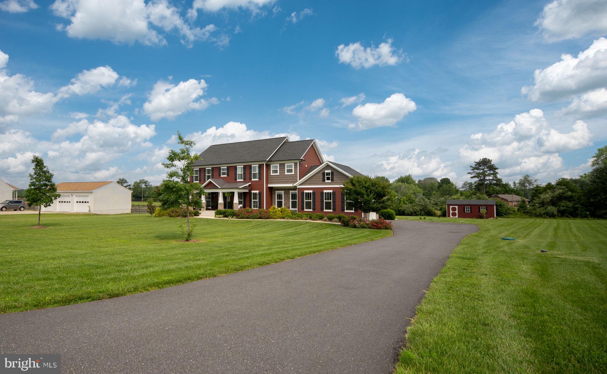 115 SADDLE RIDGE LANE