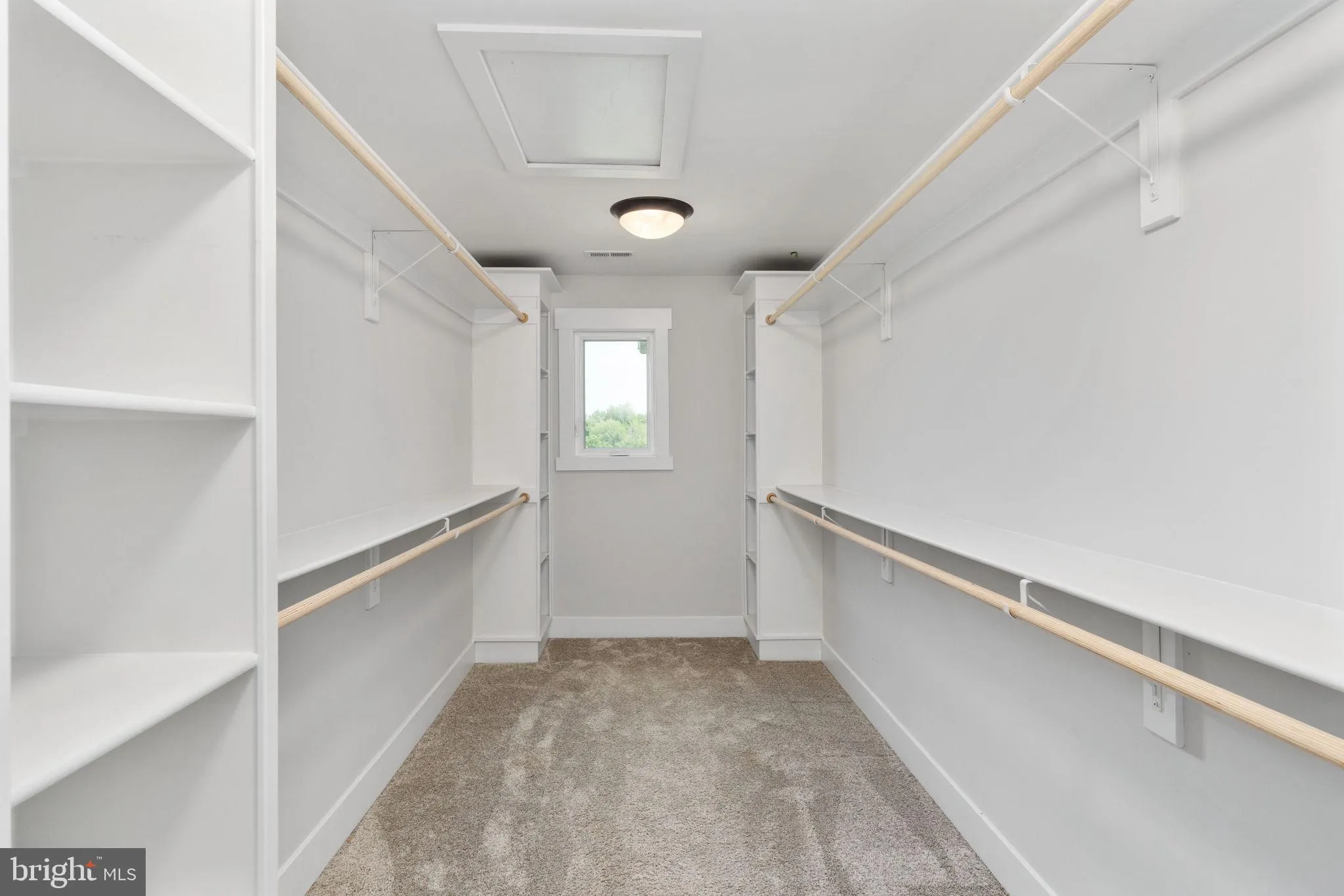 Fredericksburg, Virginia 22406, United States, 5 Bedrooms Bedrooms, ,5 BathroomsBathrooms,Residential,Active,151071