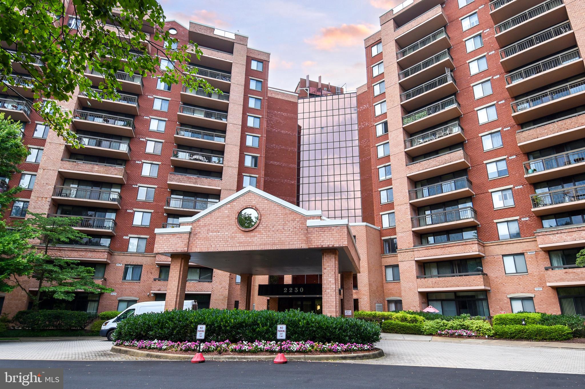 RENAISSANCE AT TYSONS - Residential Lease