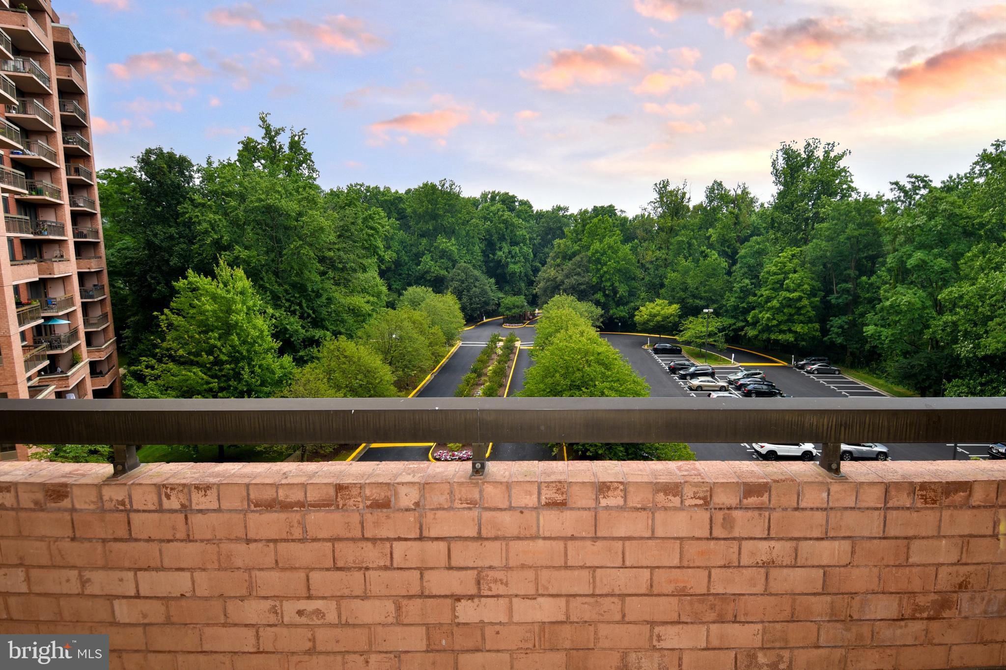 RENAISSANCE AT TYSONS - Residential Lease