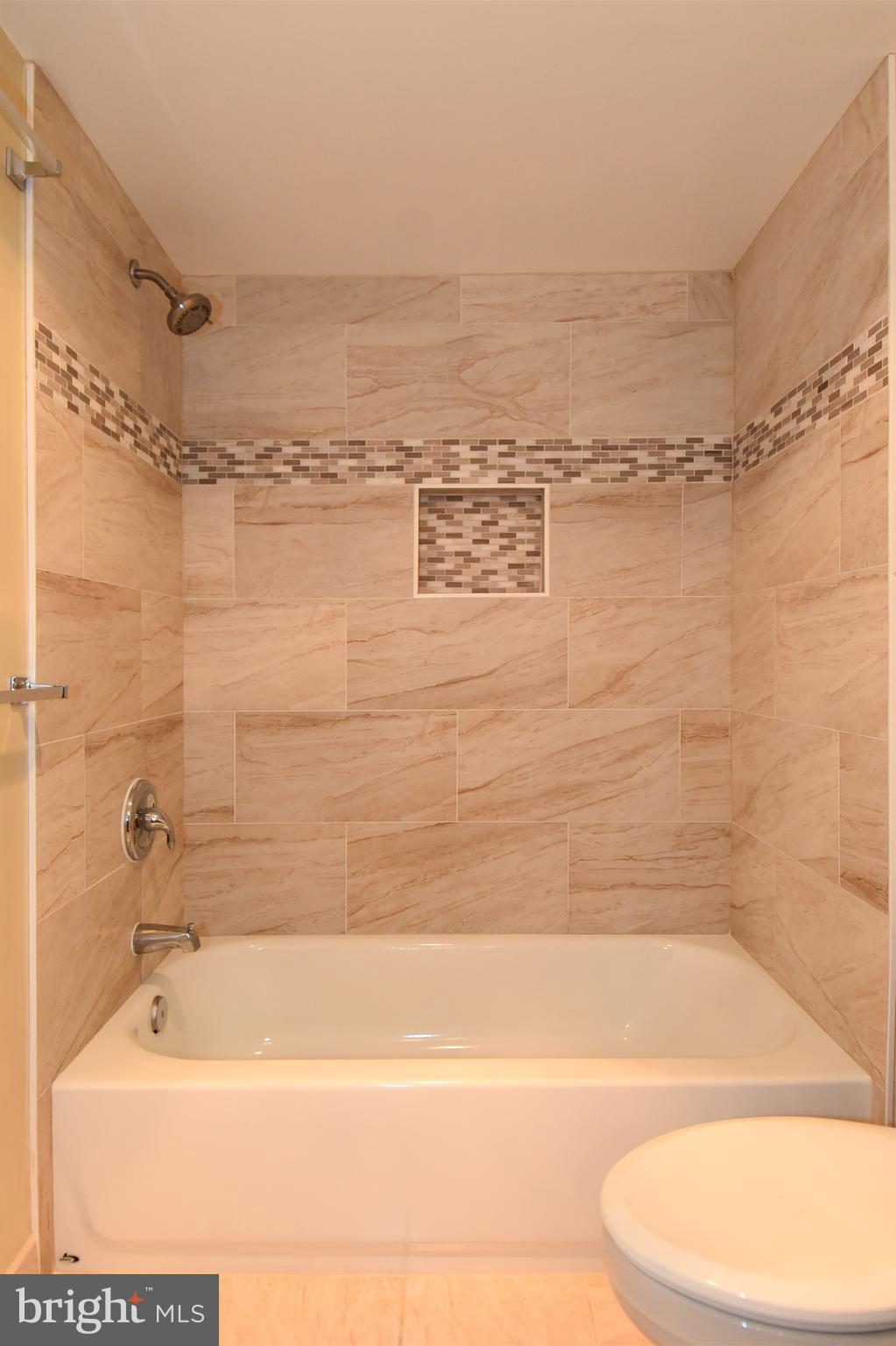 RENAISSANCE AT TYSONS - Residential Lease