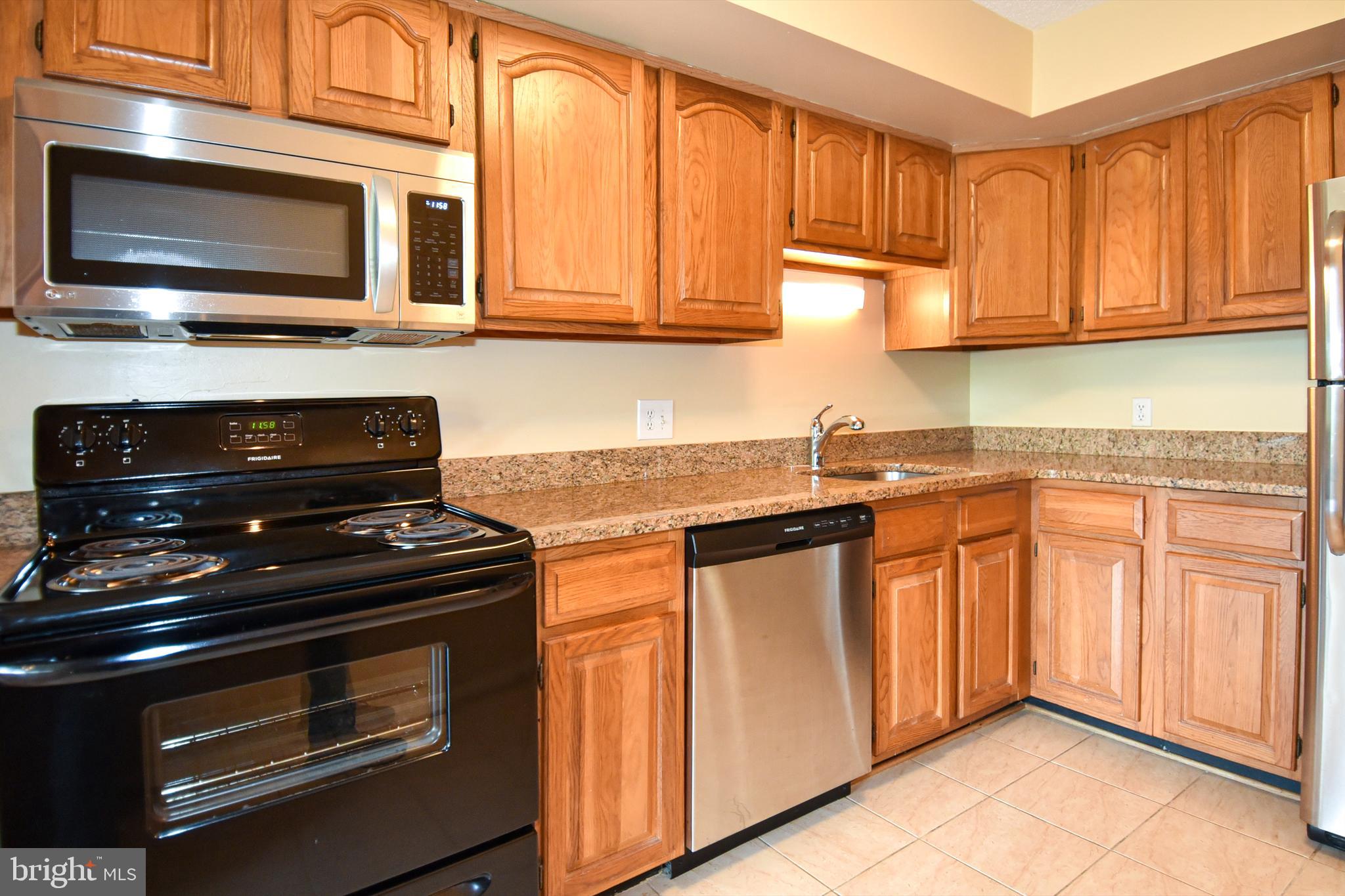 RENAISSANCE AT TYSONS - Residential Lease