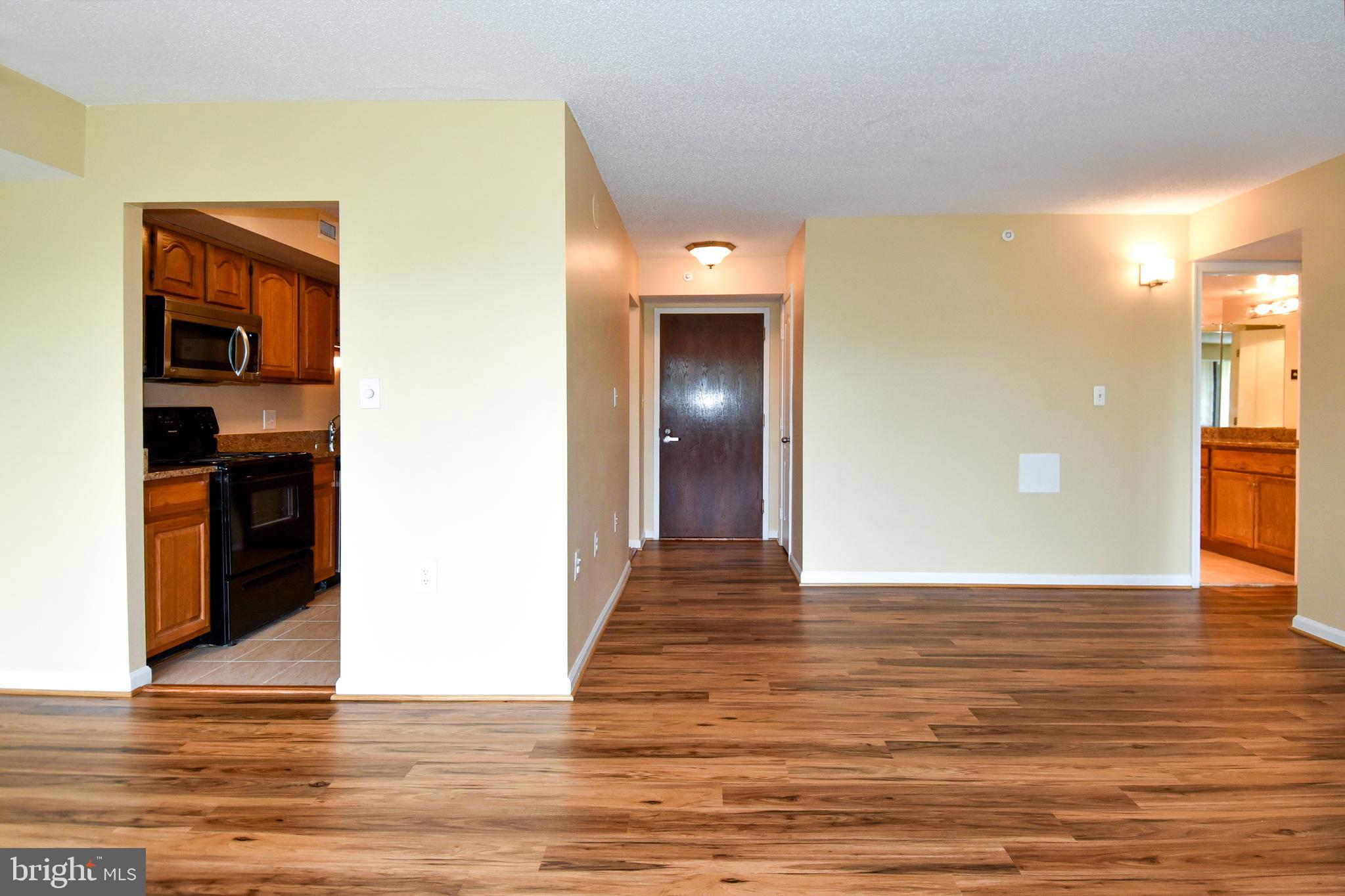 RENAISSANCE AT TYSONS - Residential Lease