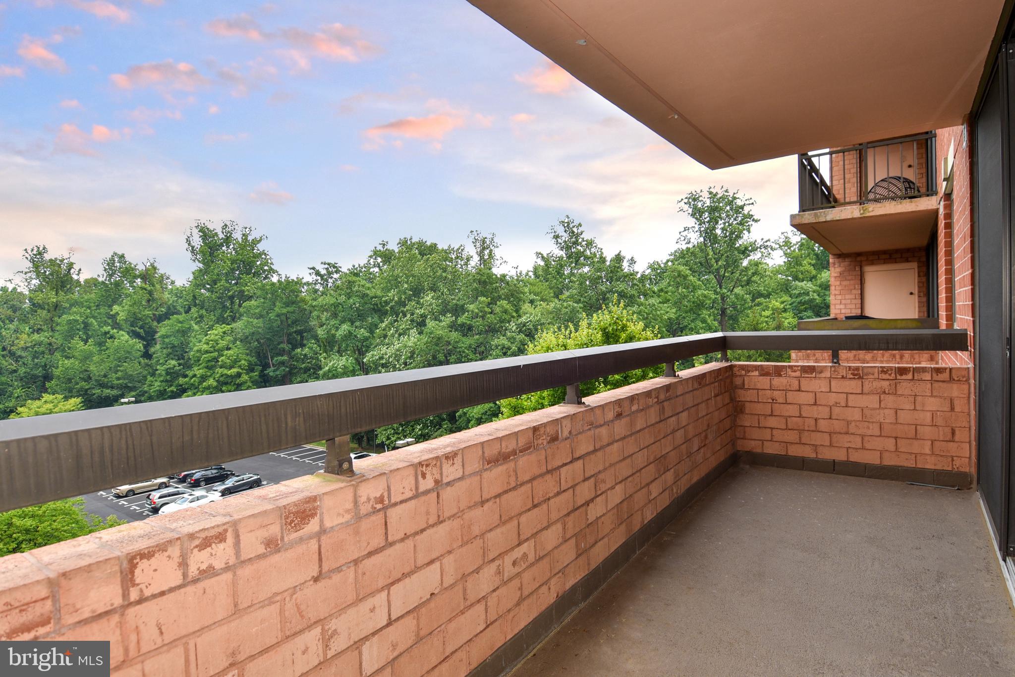 RENAISSANCE AT TYSONS - Residential Lease