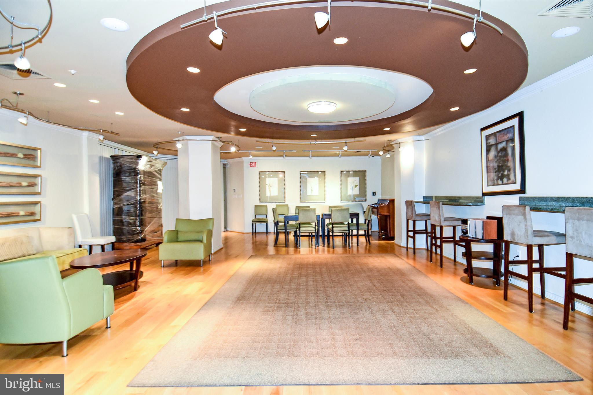 RENAISSANCE AT TYSONS - Residential Lease