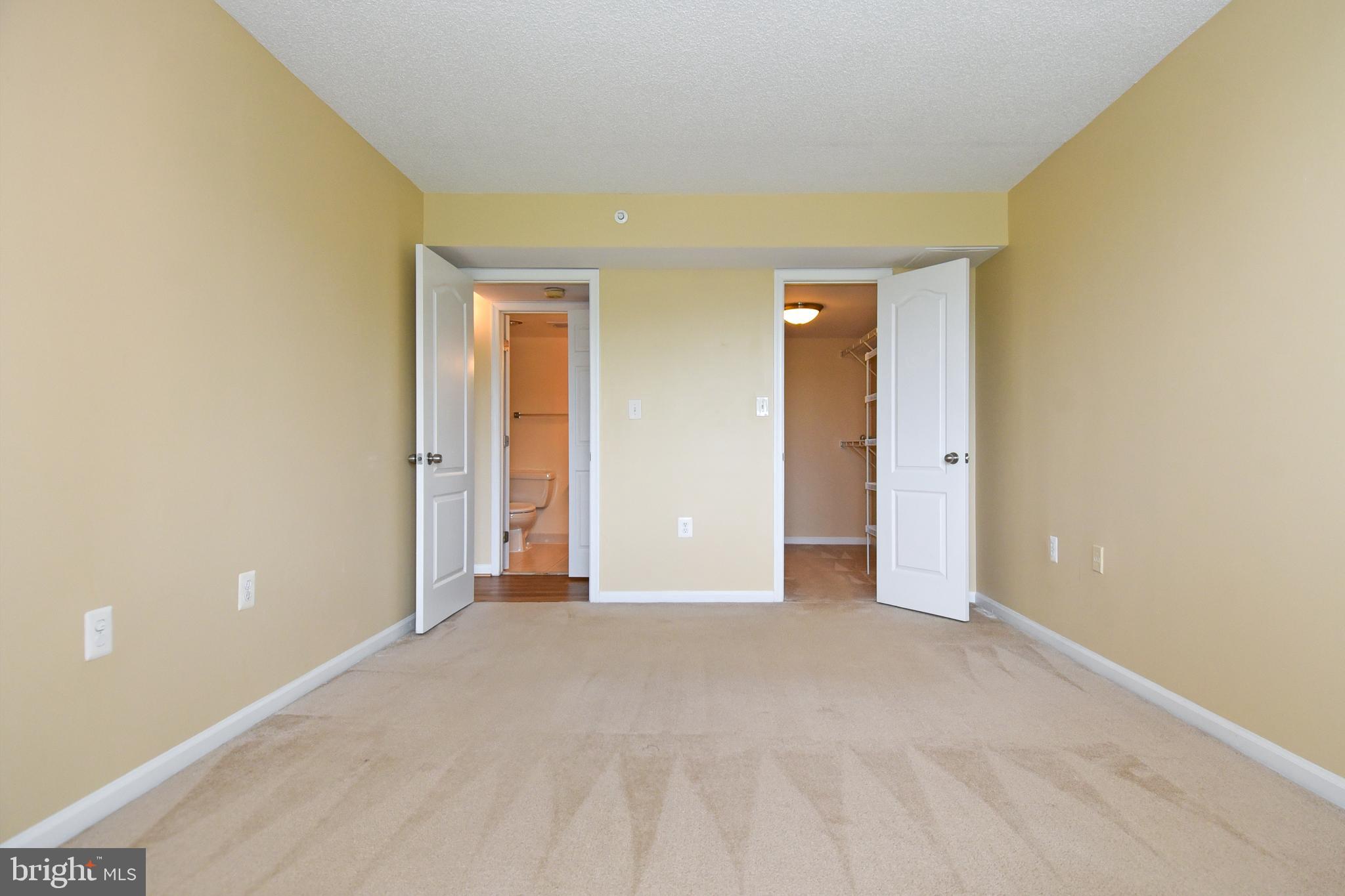 RENAISSANCE AT TYSONS - Residential Lease