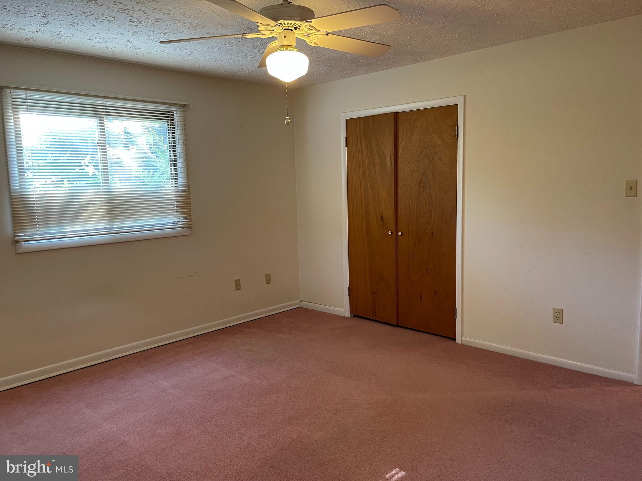 SOUTH HAMPTON SUB - Residential Lease