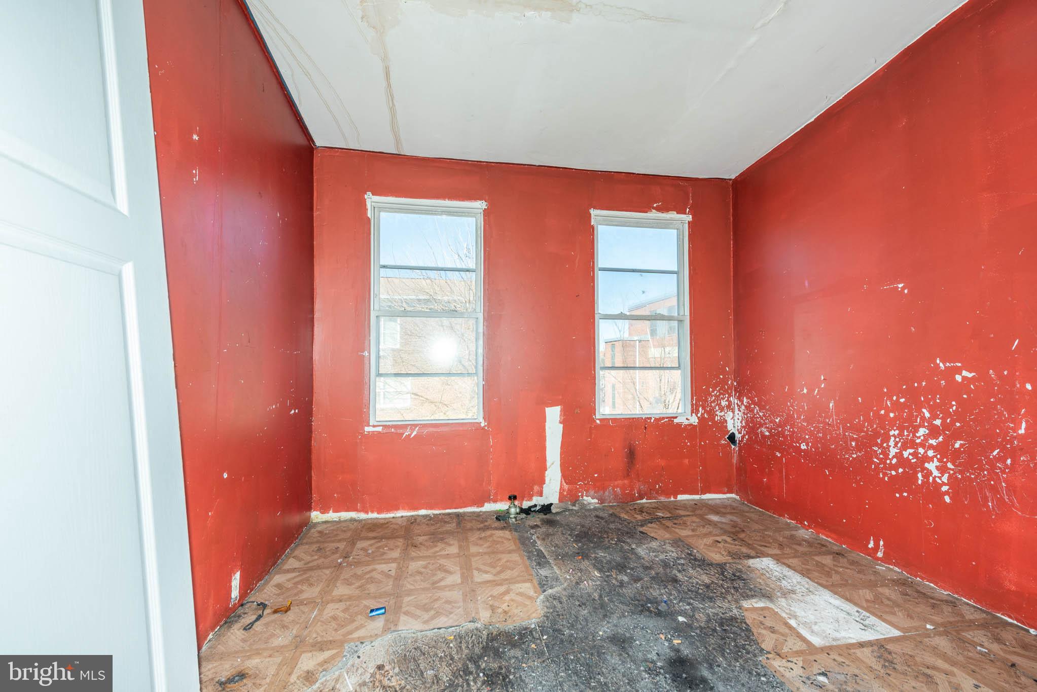 SANDTOWN-WINCHESTER - Residential