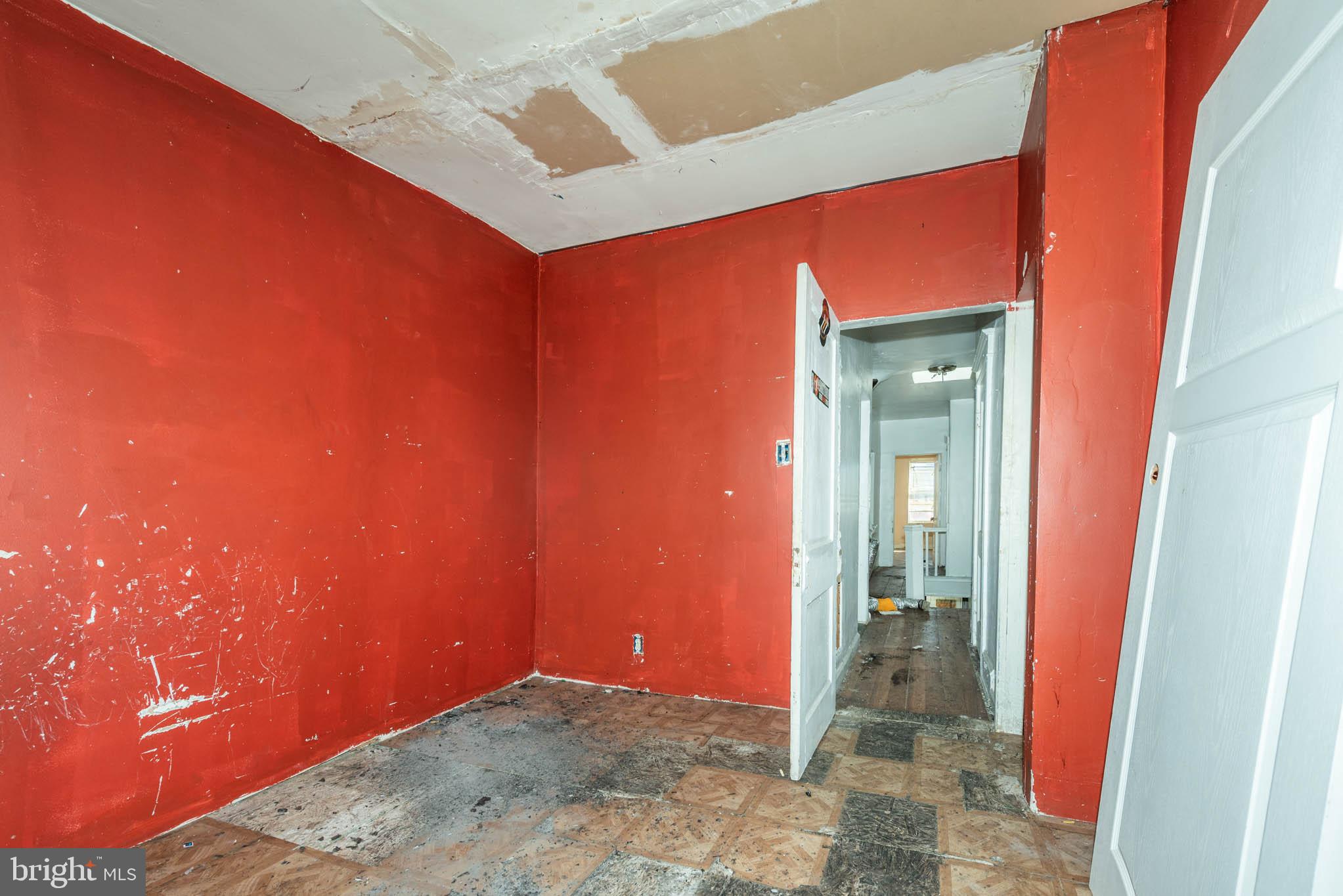 SANDTOWN-WINCHESTER - Residential