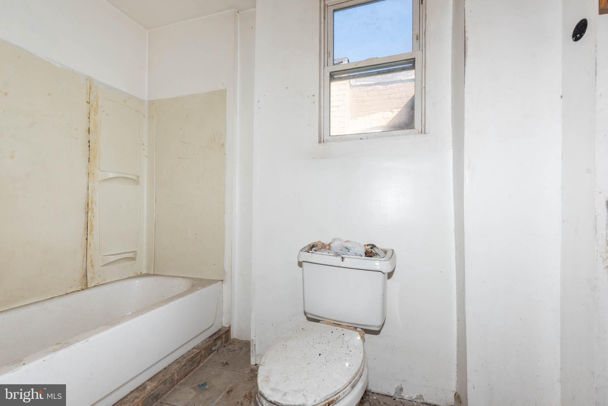 SANDTOWN-WINCHESTER - Residential