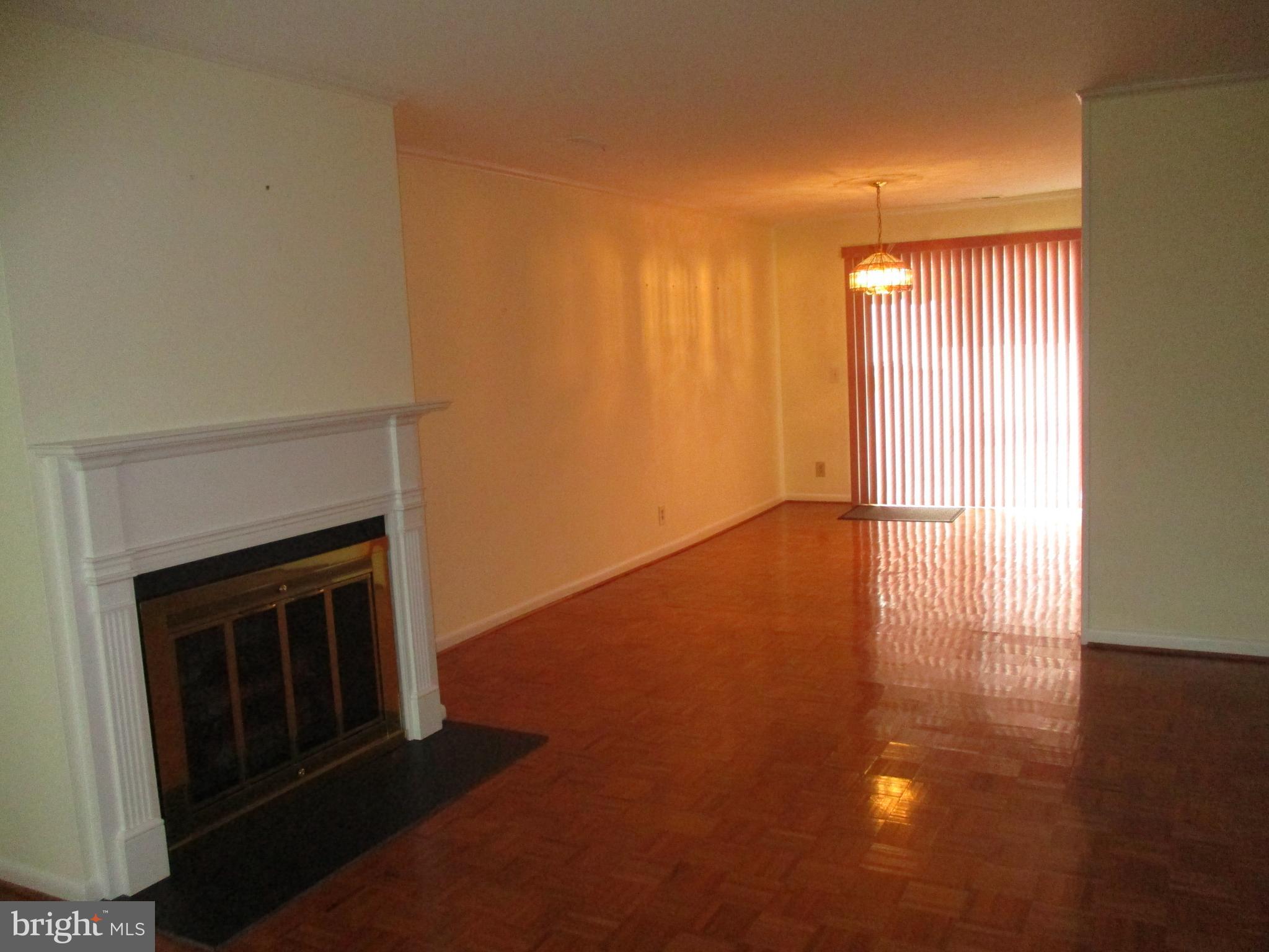 LEISURE WORLD - Residential