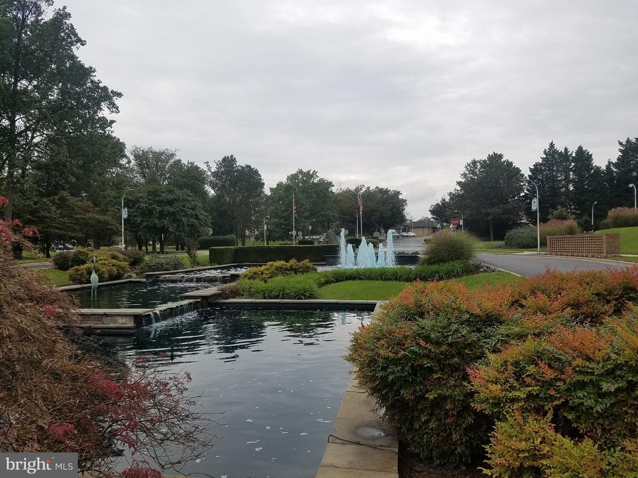 LEISURE WORLD - Residential