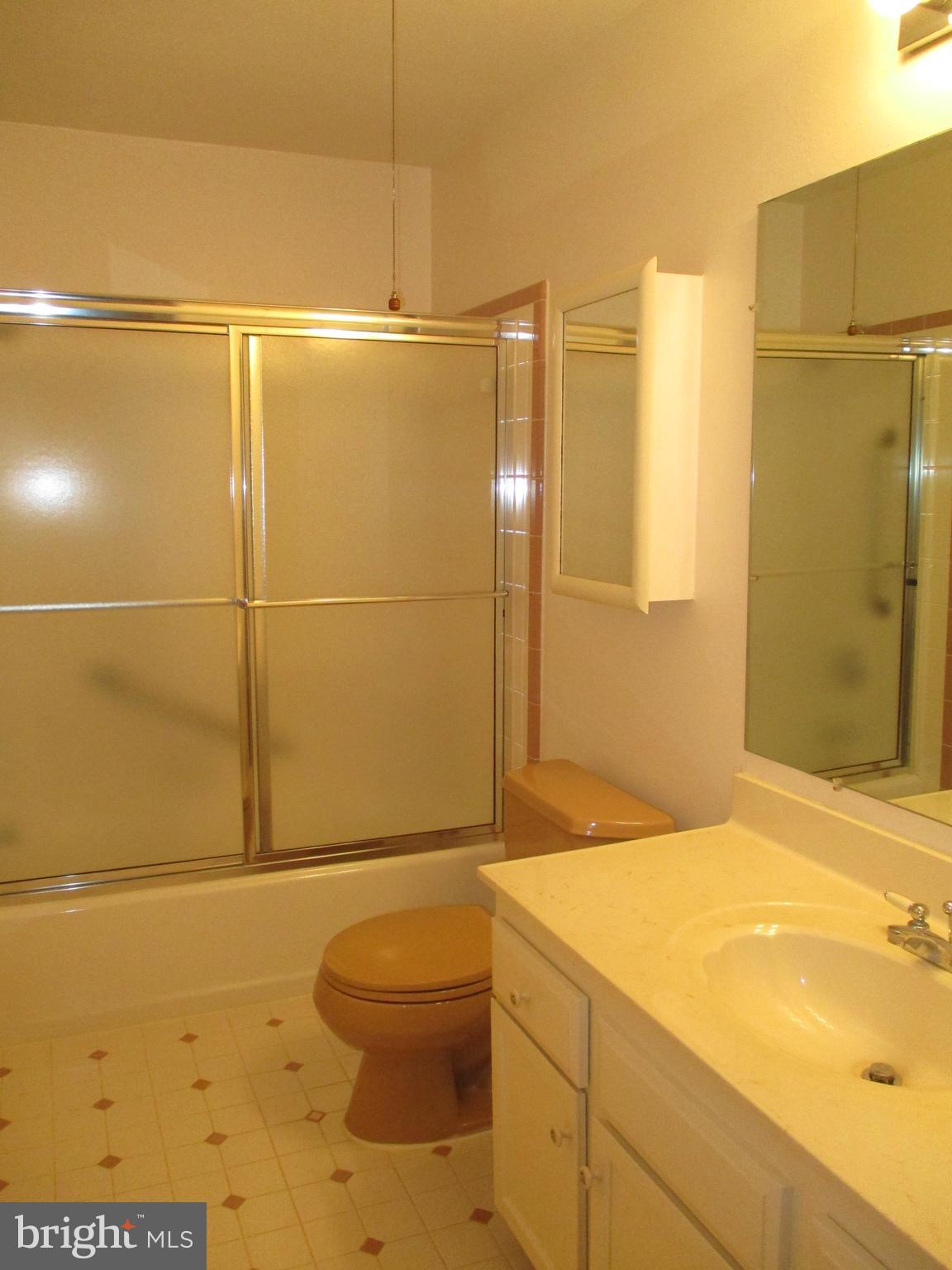 LEISURE WORLD - Residential