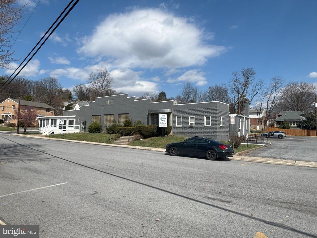 Photo of 65 N 5th Street N, LEMOYNE, PA 17043 (MLS # PACB2044368)