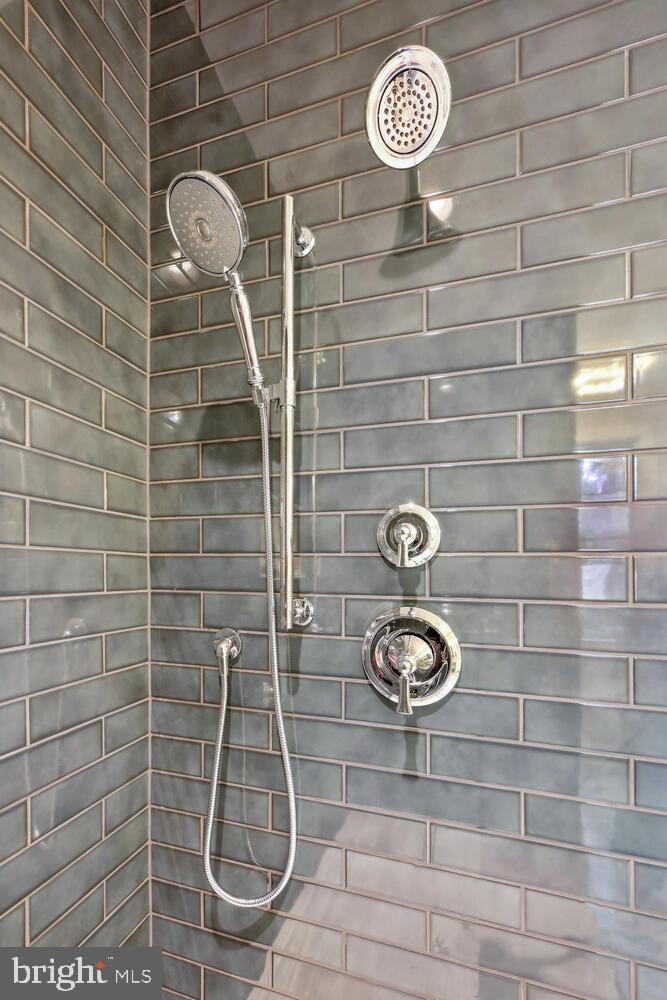 BANNOCKBURN - Residential