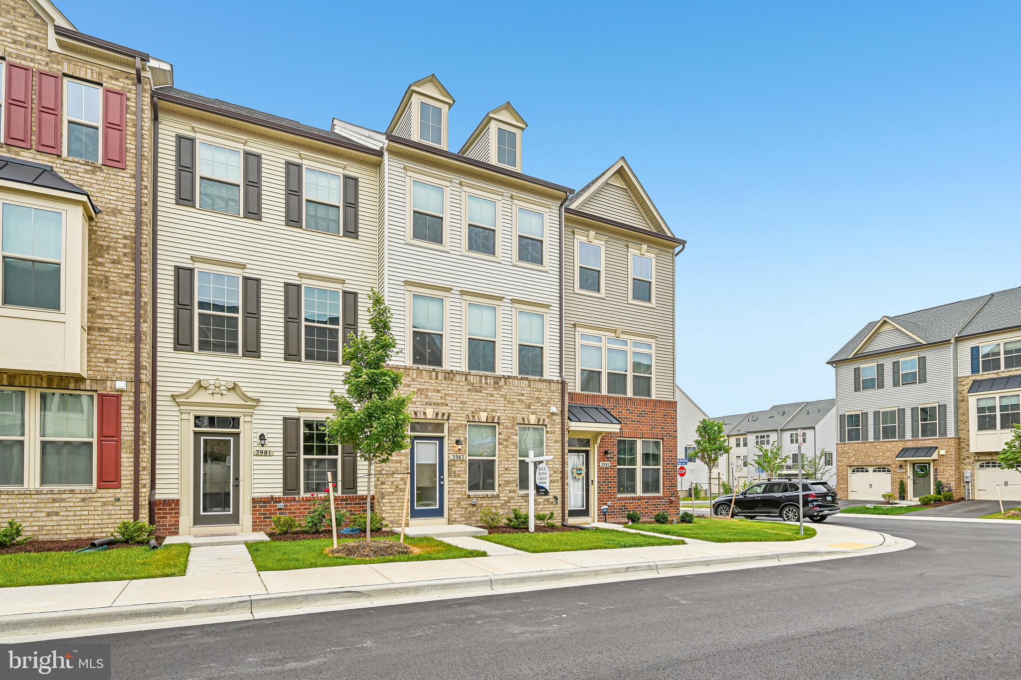 PARKSIDE - Residential