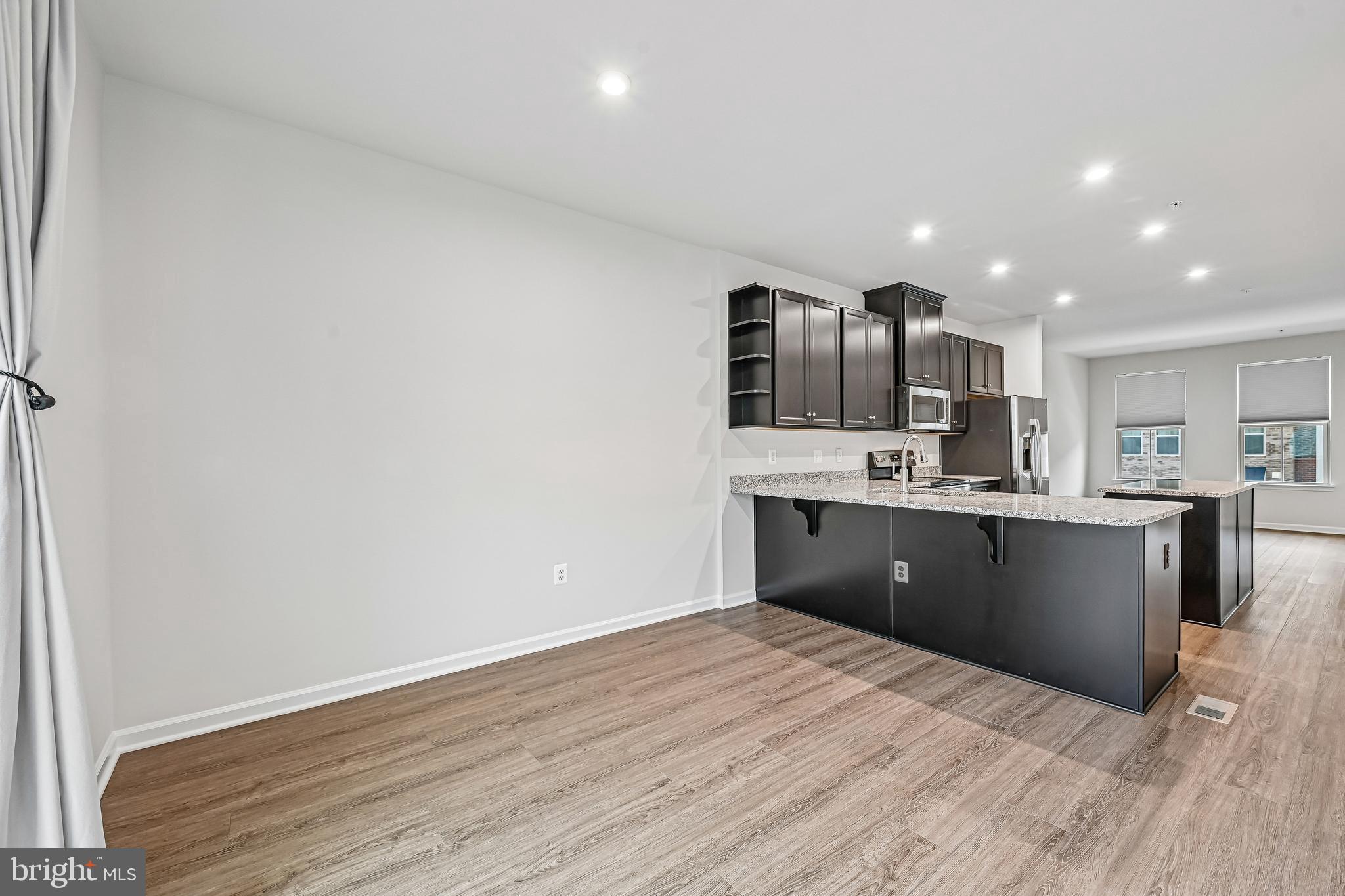 PARKSIDE - Residential