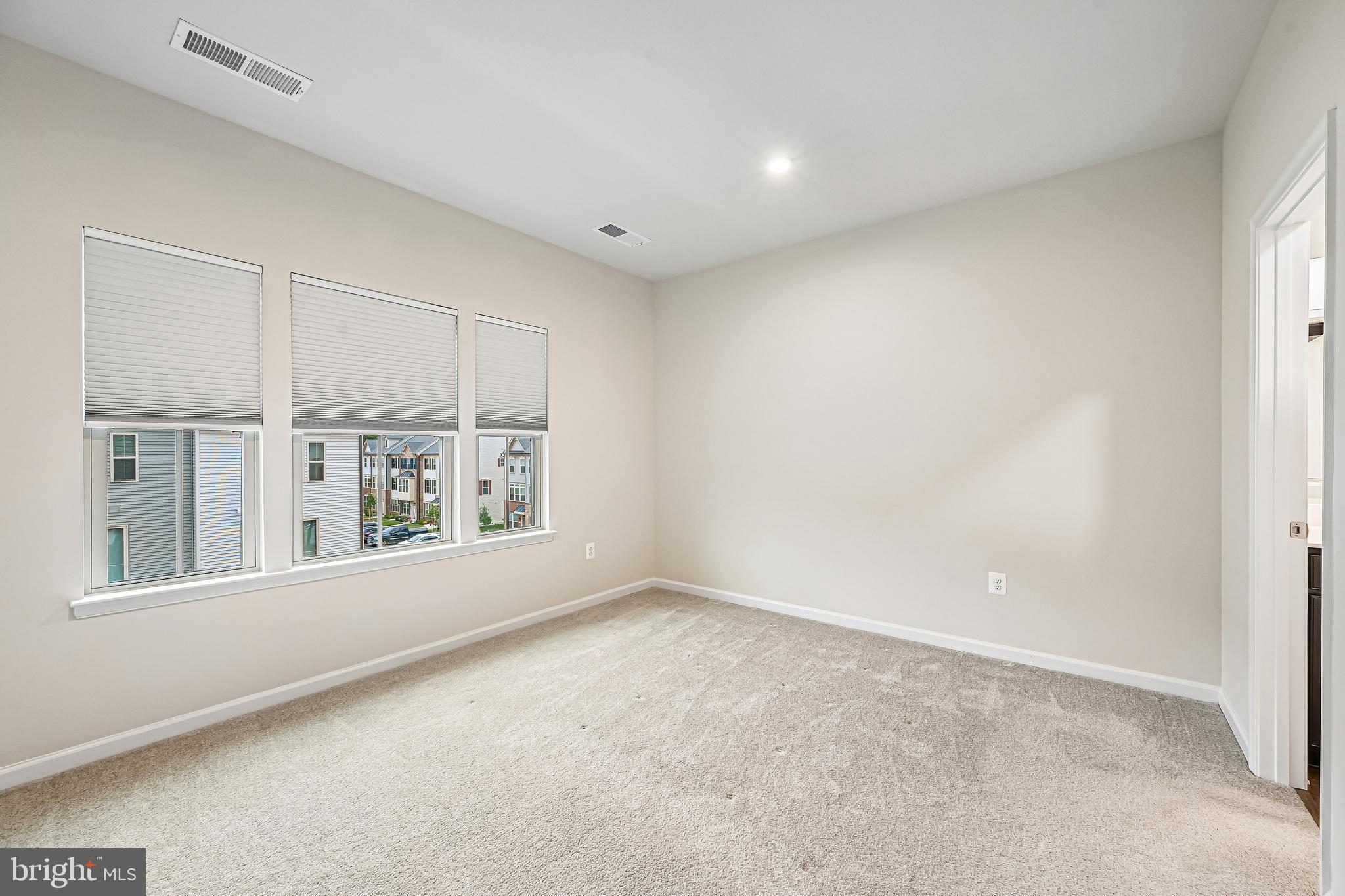 PARKSIDE - Residential
