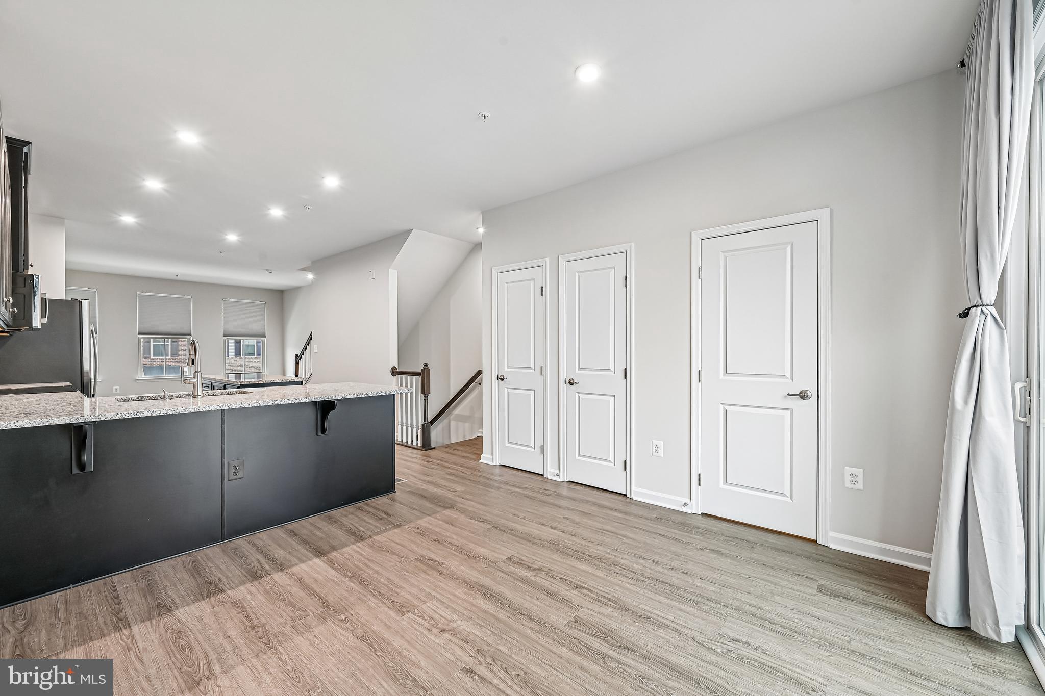 PARKSIDE - Residential
