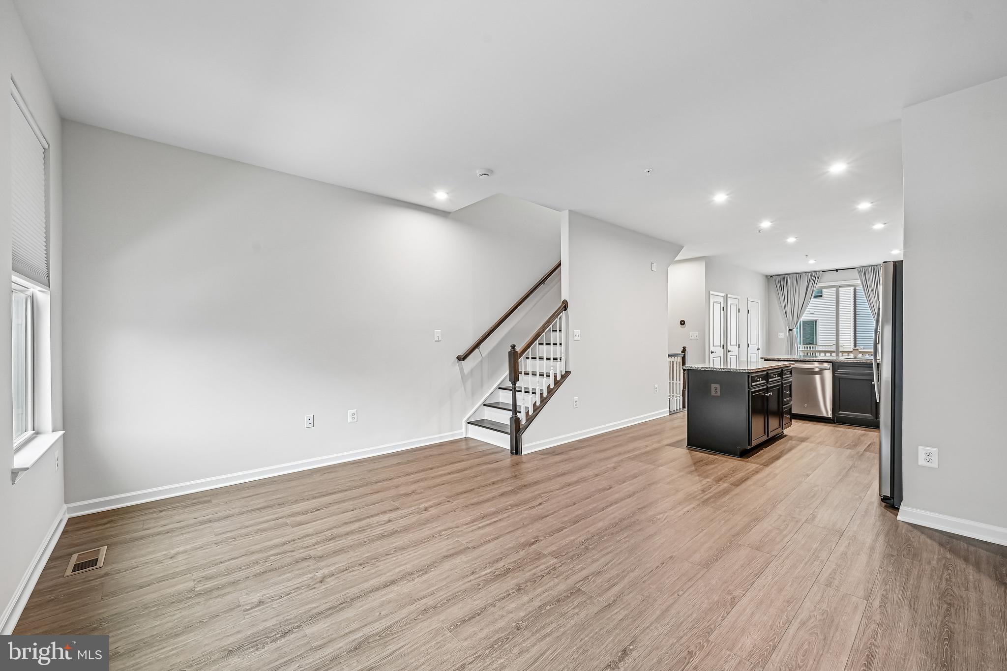 PARKSIDE - Residential