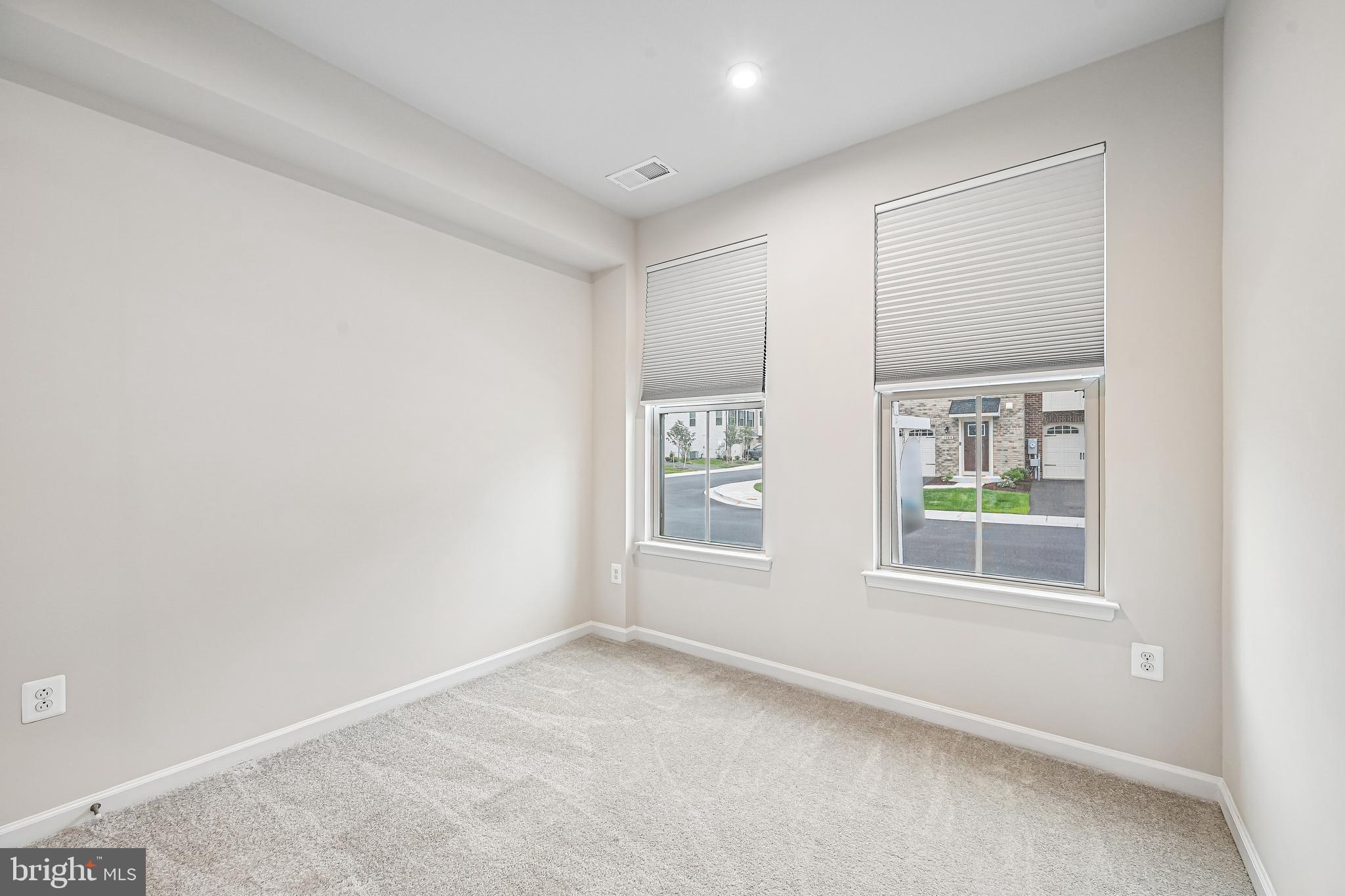 PARKSIDE - Residential