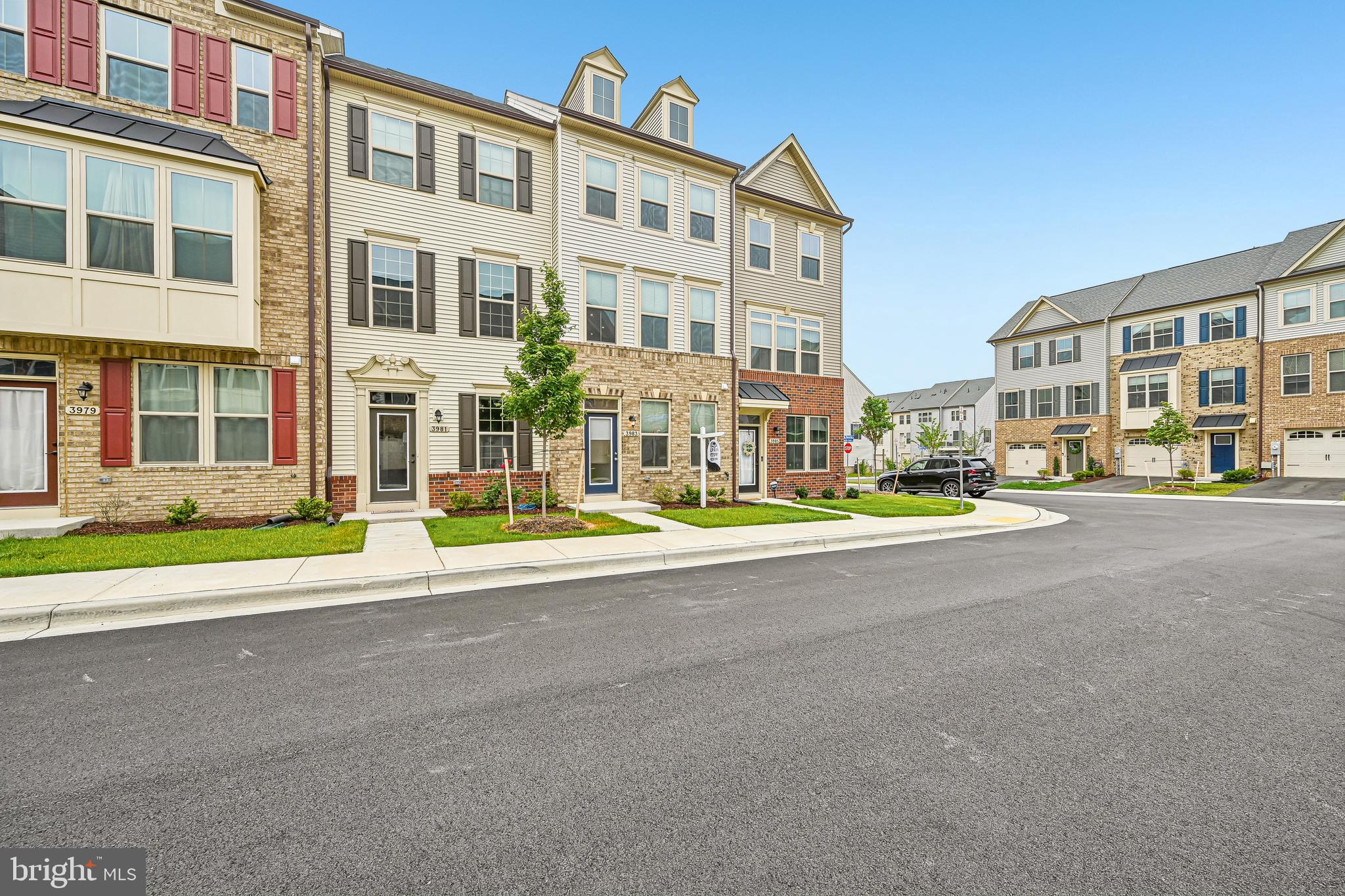 PARKSIDE - Residential
