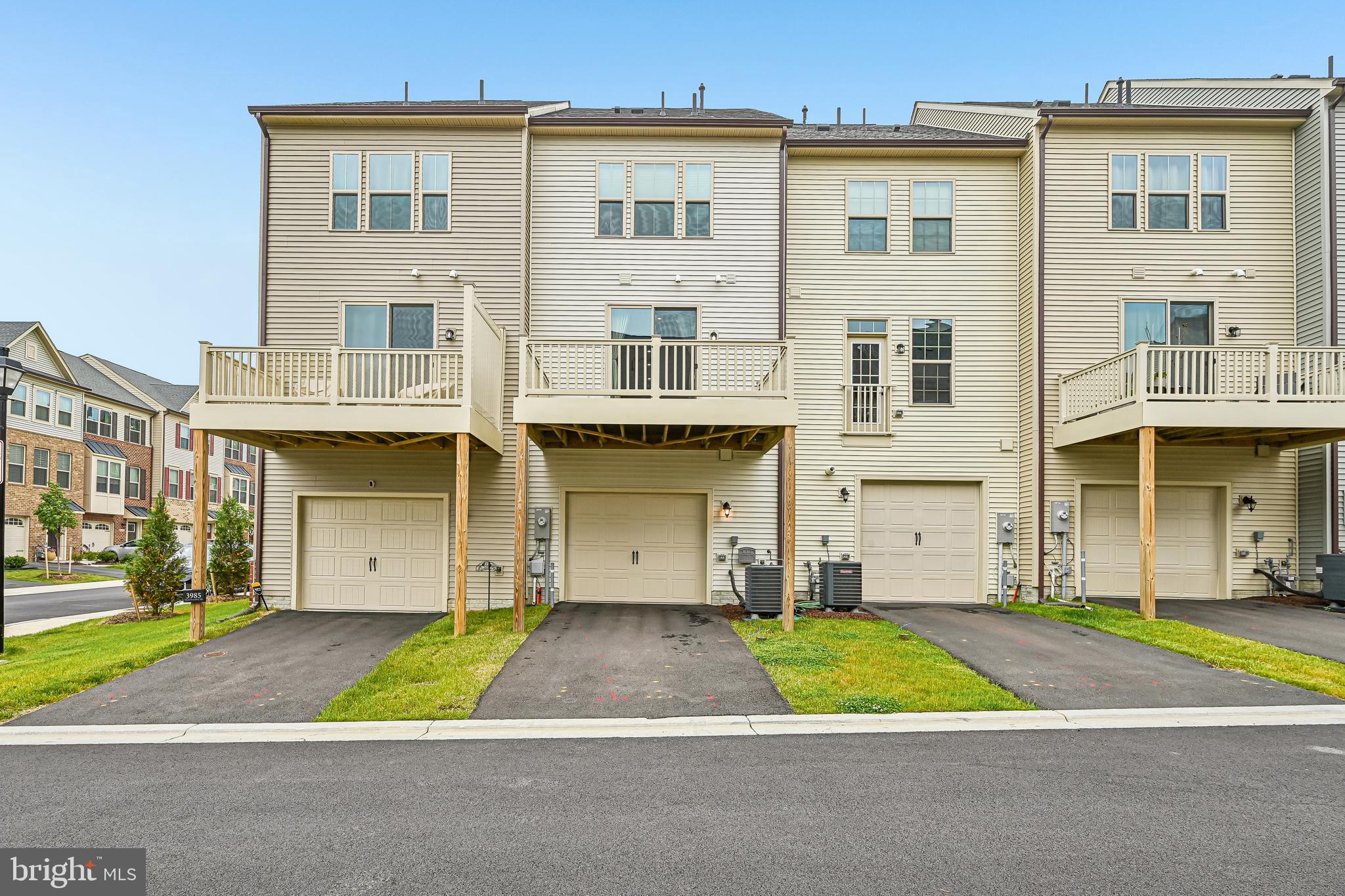 PARKSIDE - Residential