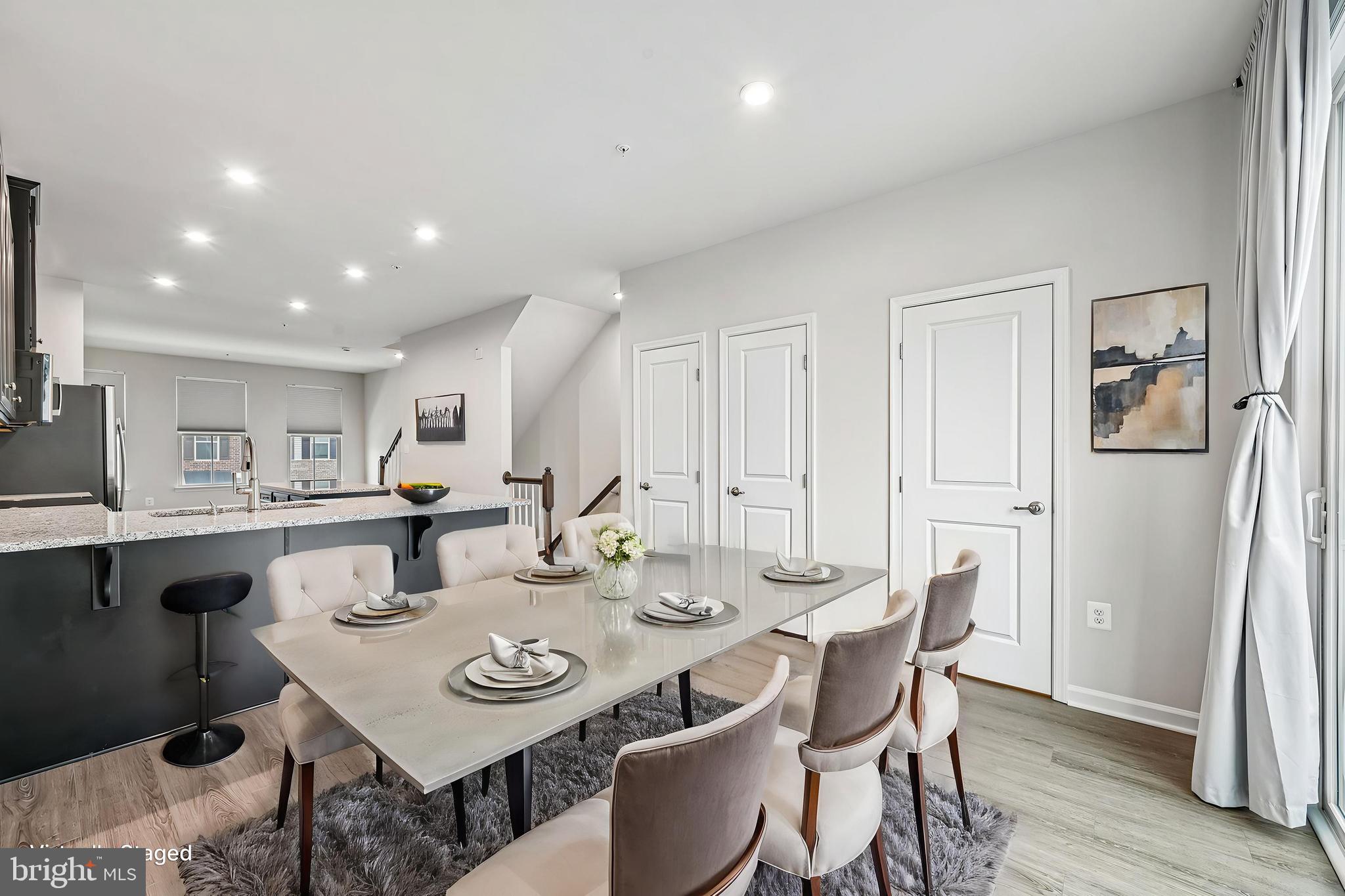 PARKSIDE - Residential