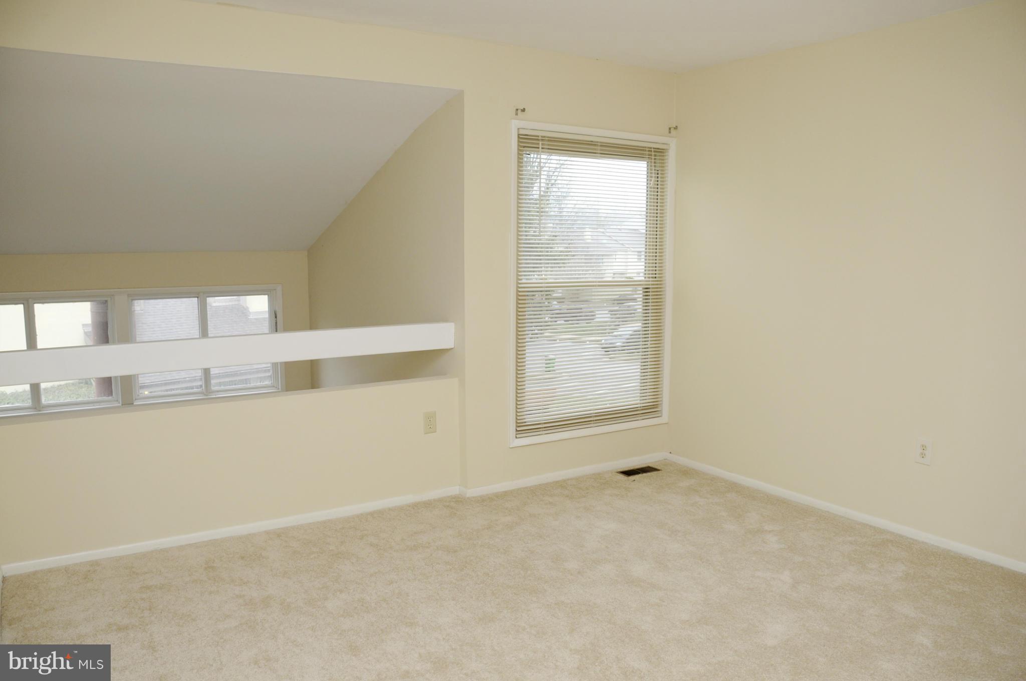 CLARY'S FOREST - Residential Lease