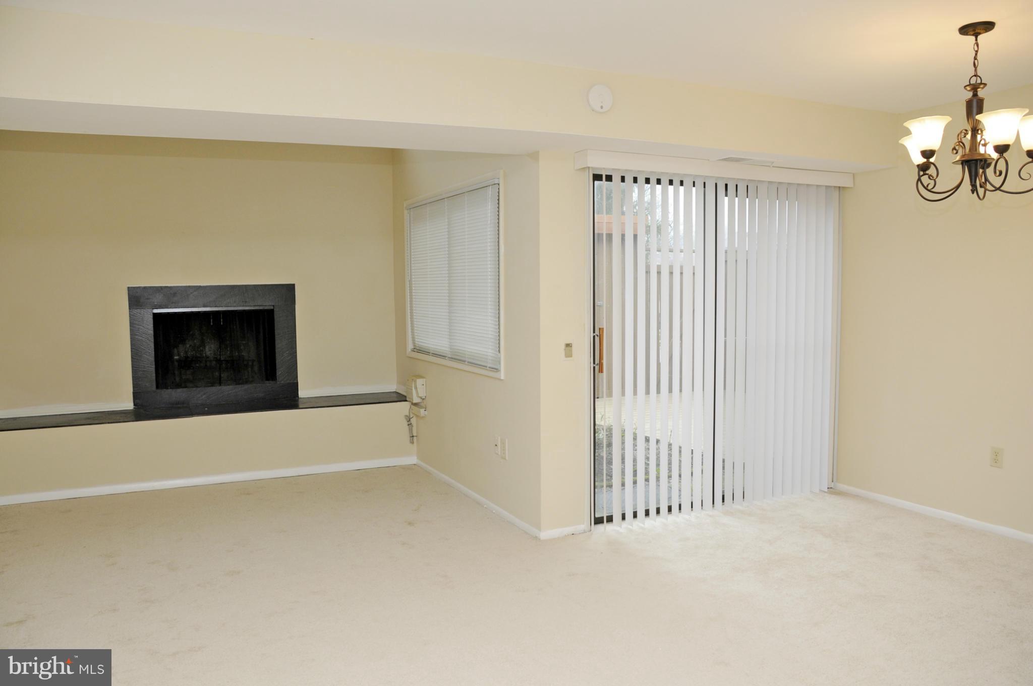 CLARY'S FOREST - Residential Lease