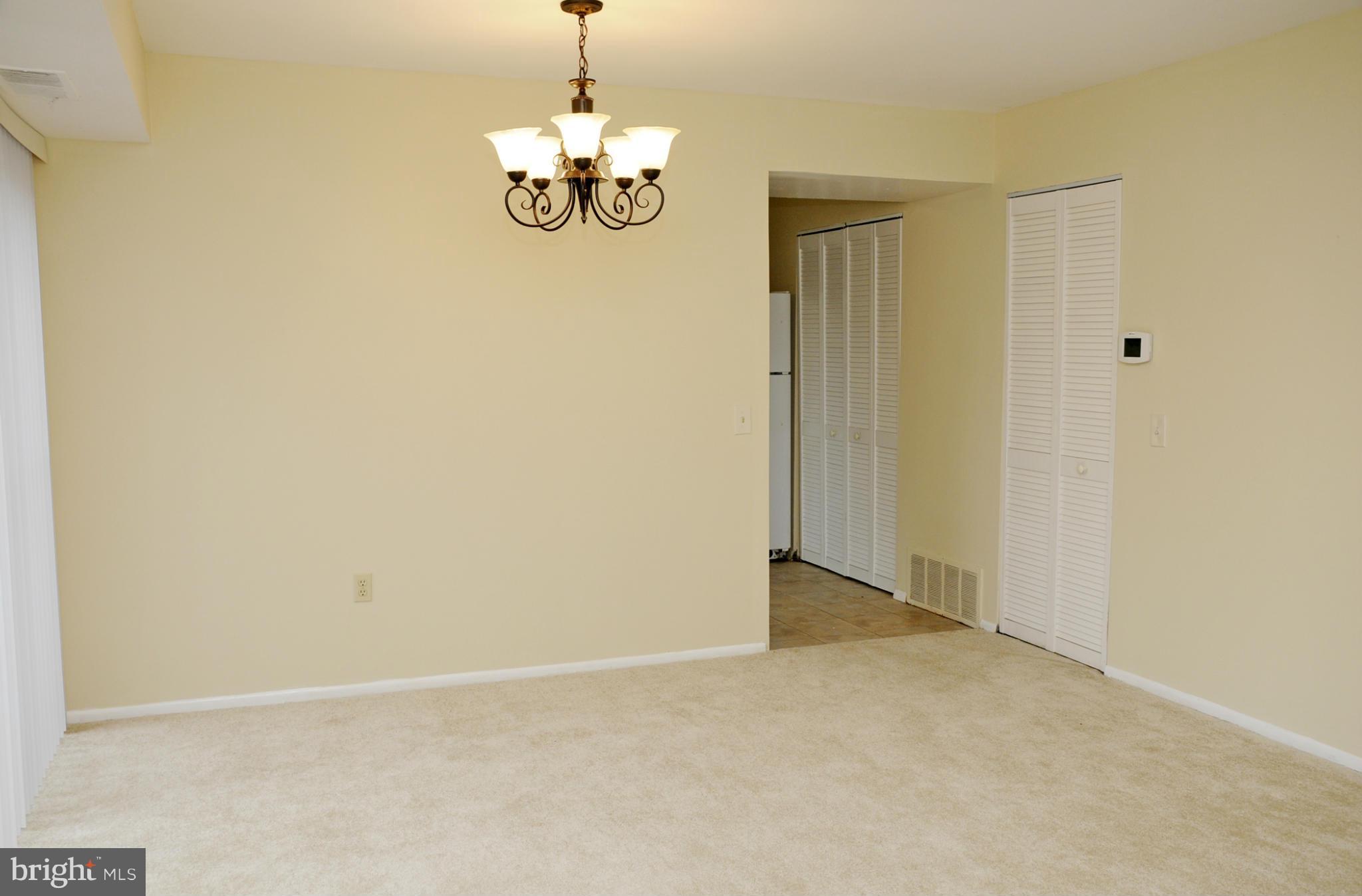 CLARY'S FOREST - Residential Lease